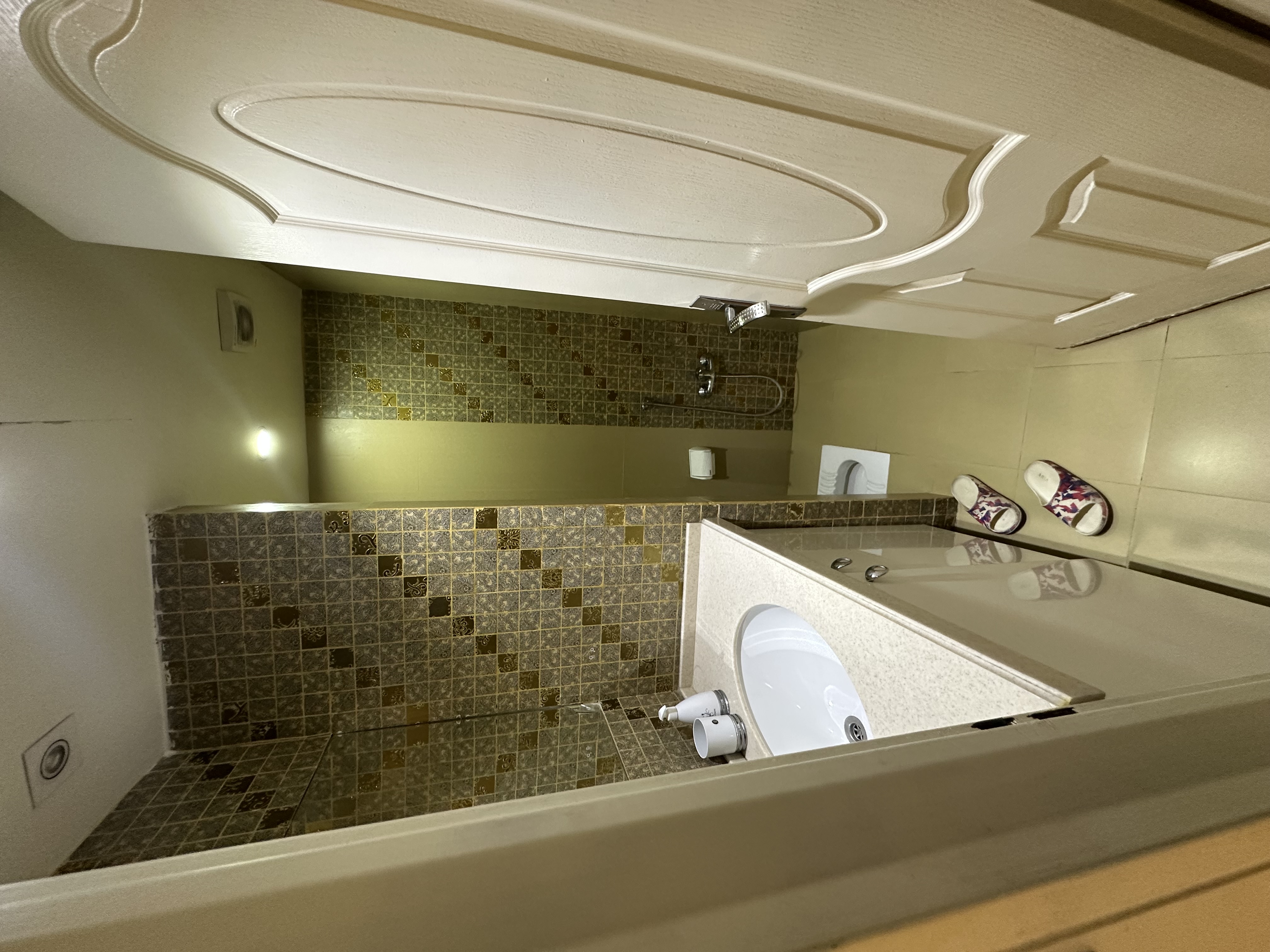 فروش آپارتمان 100 متر منظریه  خوش نقشه