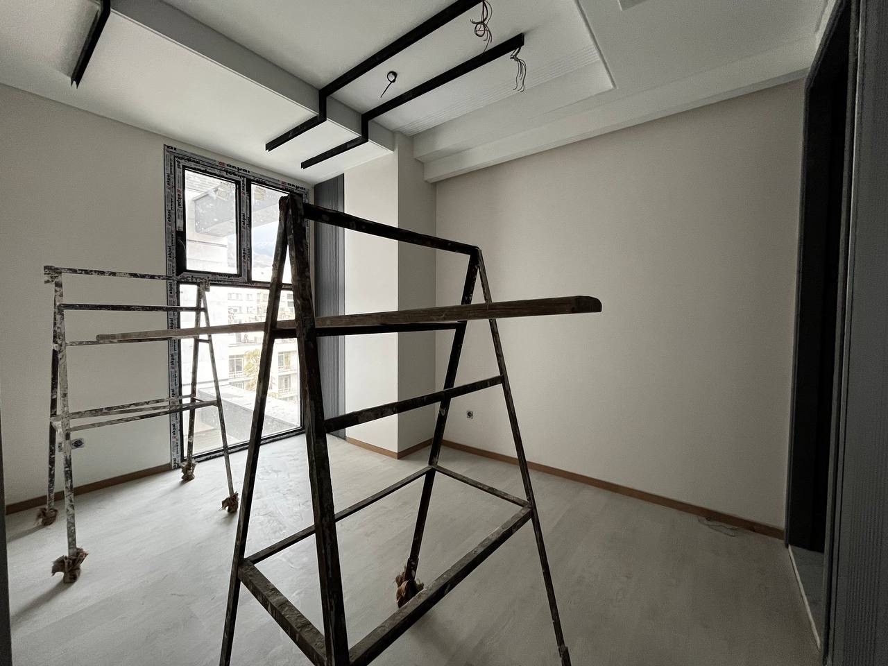 فروش آپارتمان 190 متر آجودانیه 3 خواب مستر