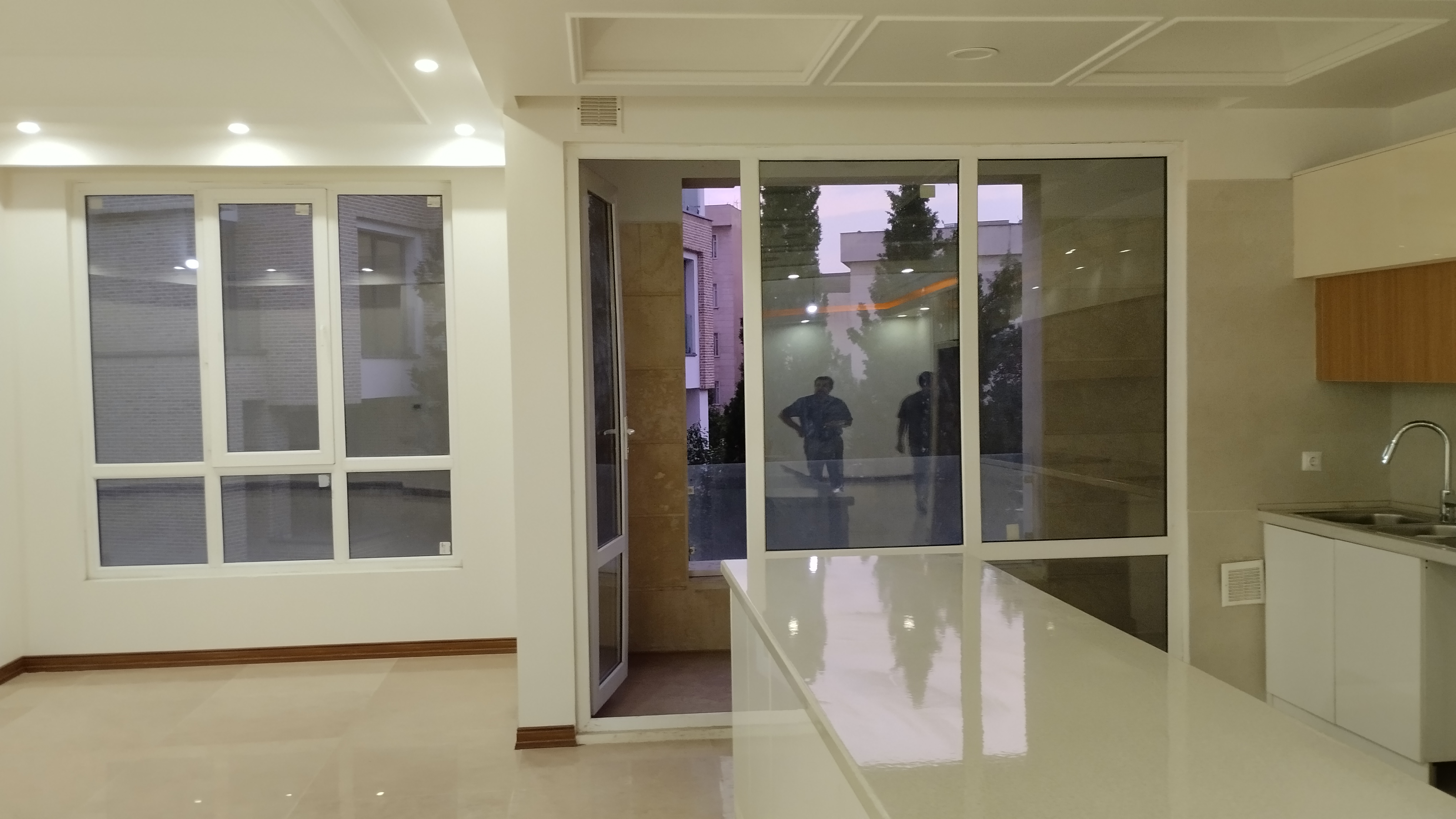 فروش آپارتمان 200 متر نیاوران 3 خواب فول امکانات آبکوه