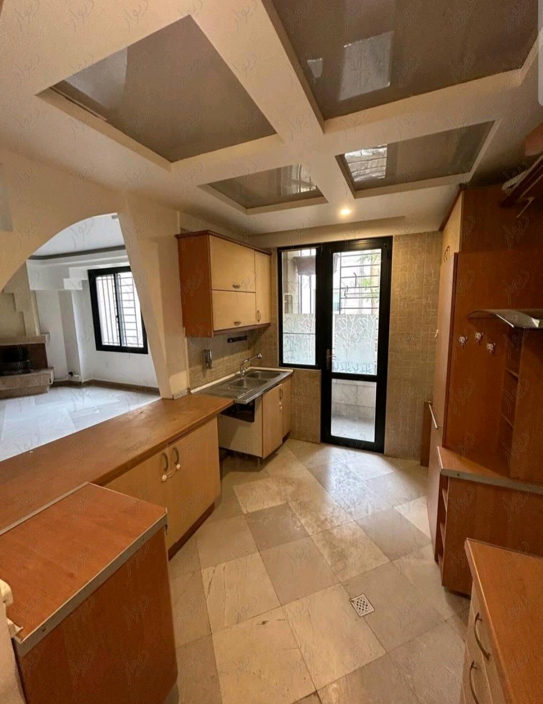 فروش آپارتمان 110 متر دیباجی عطار فول امکانات غرق در نور جنوب