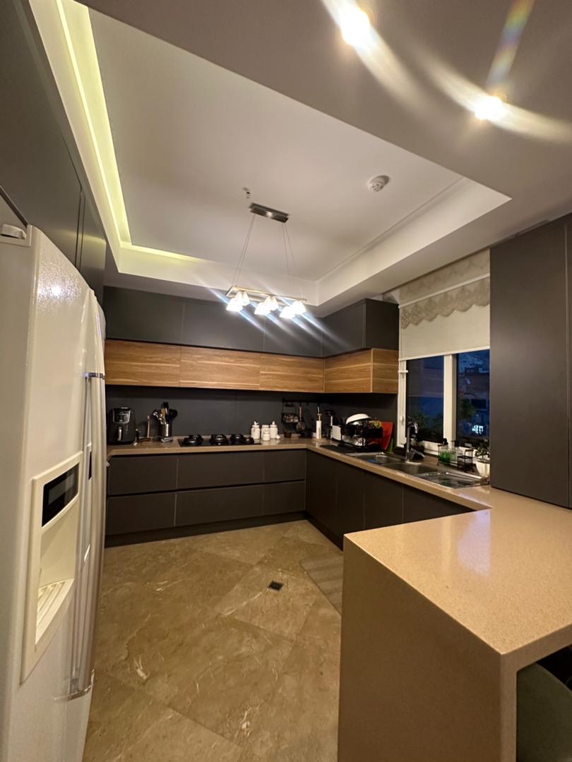 فروش آپارتمان 140 متر نیاوران