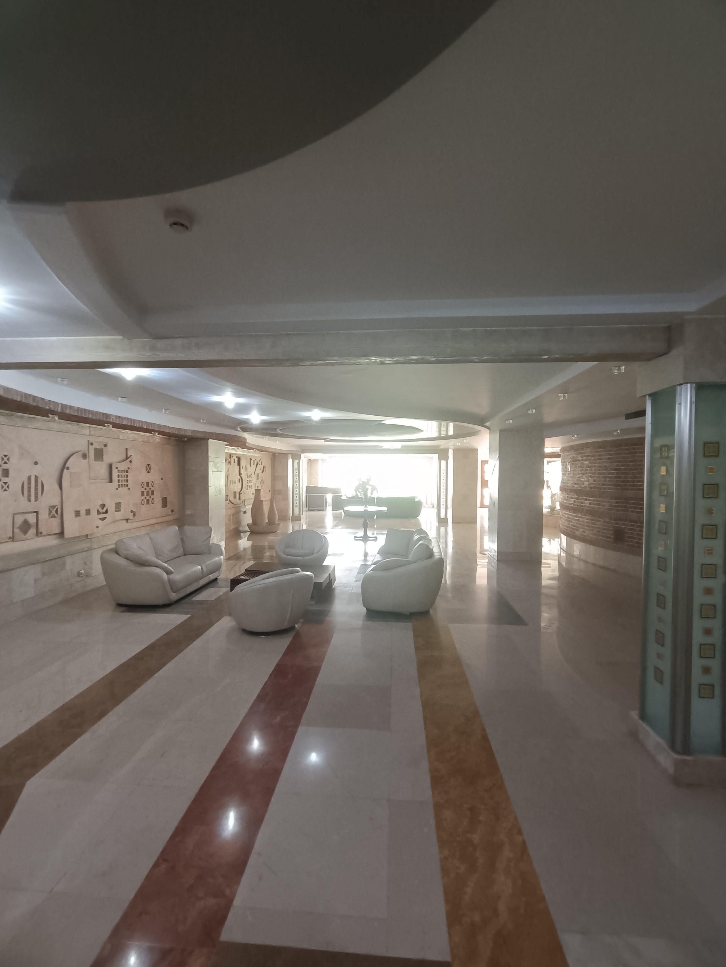 اجاره آپارتمان 273متر  فرمانیه 4خواب