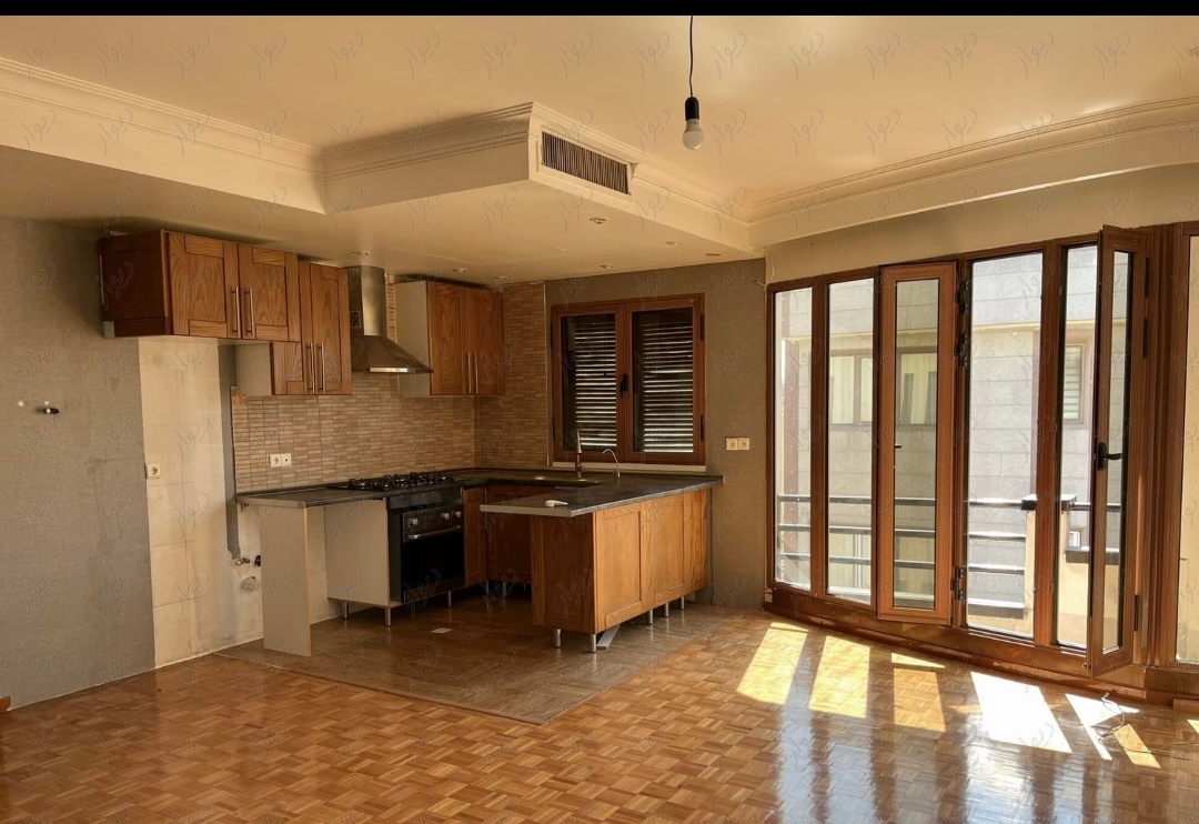 فروش آپارتمان 95 متر دیباجی فول امکانات غرق در نور
