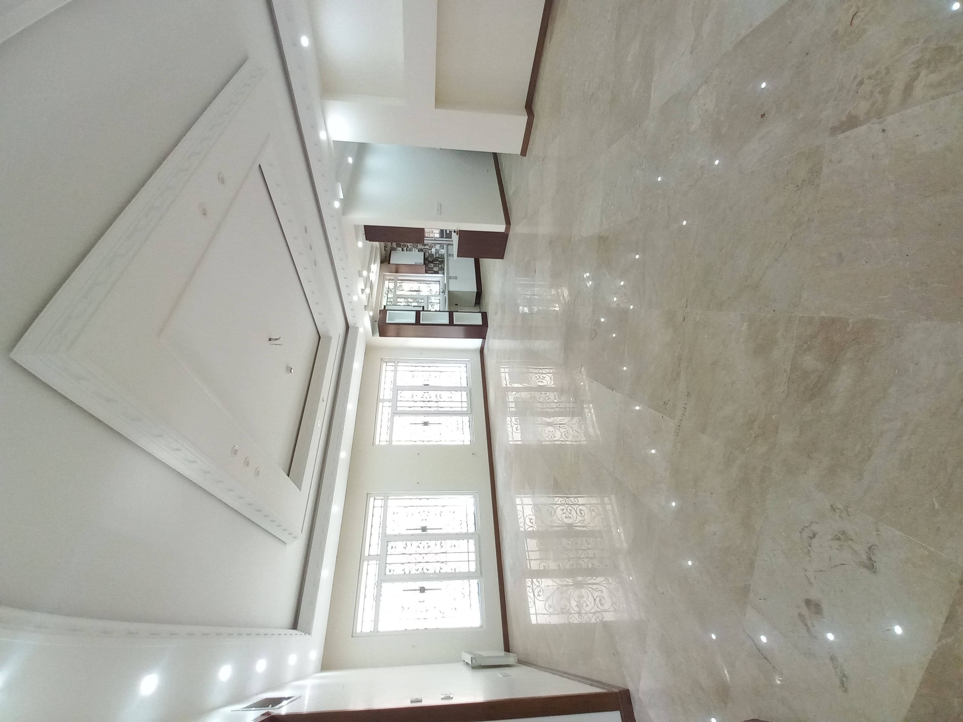 اجاره آپارتمان 120متر ظفر دو جهت نور