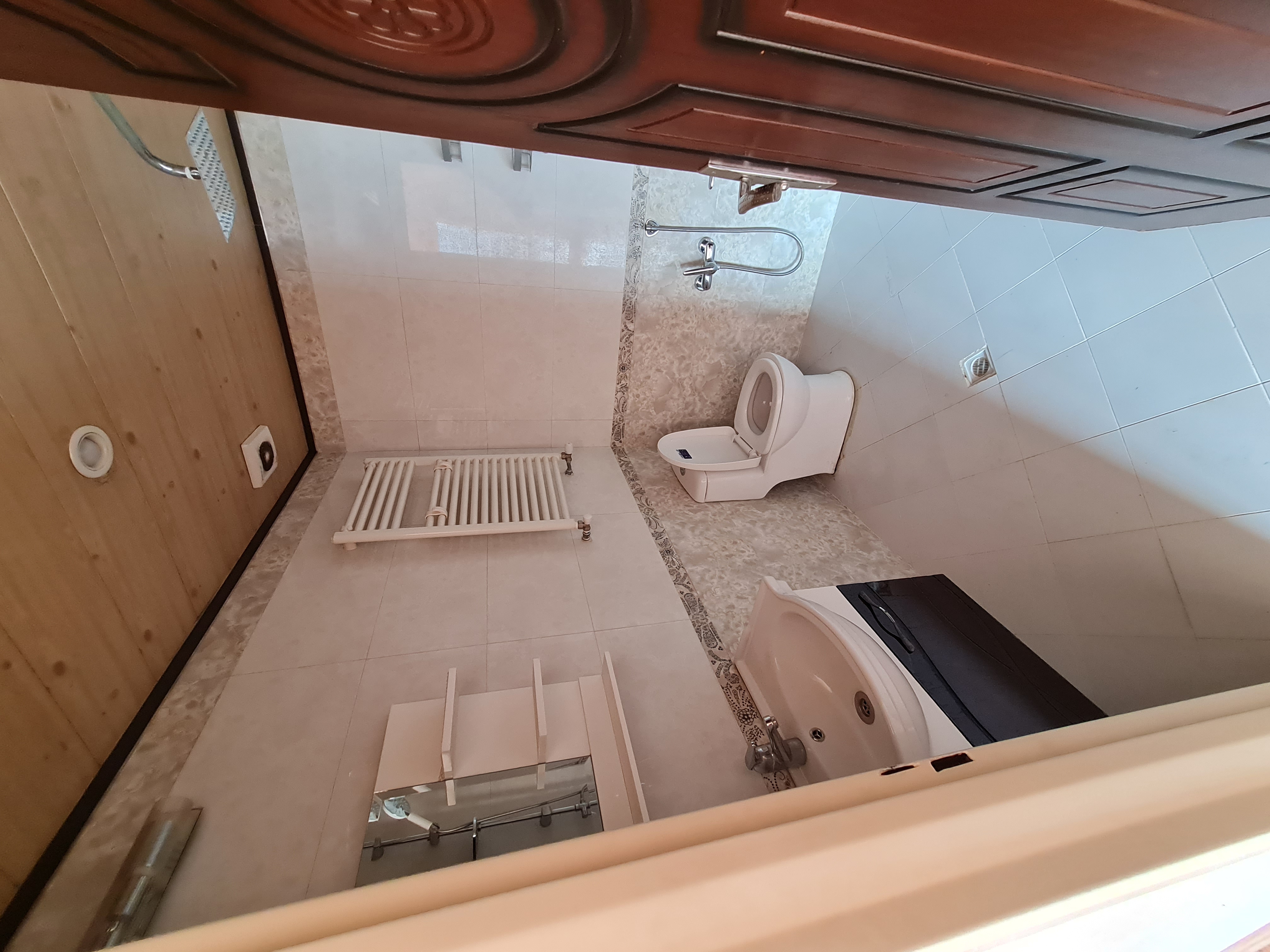 فروش آپارتمان 125 متر تاپ لوکیشن کیکاووس