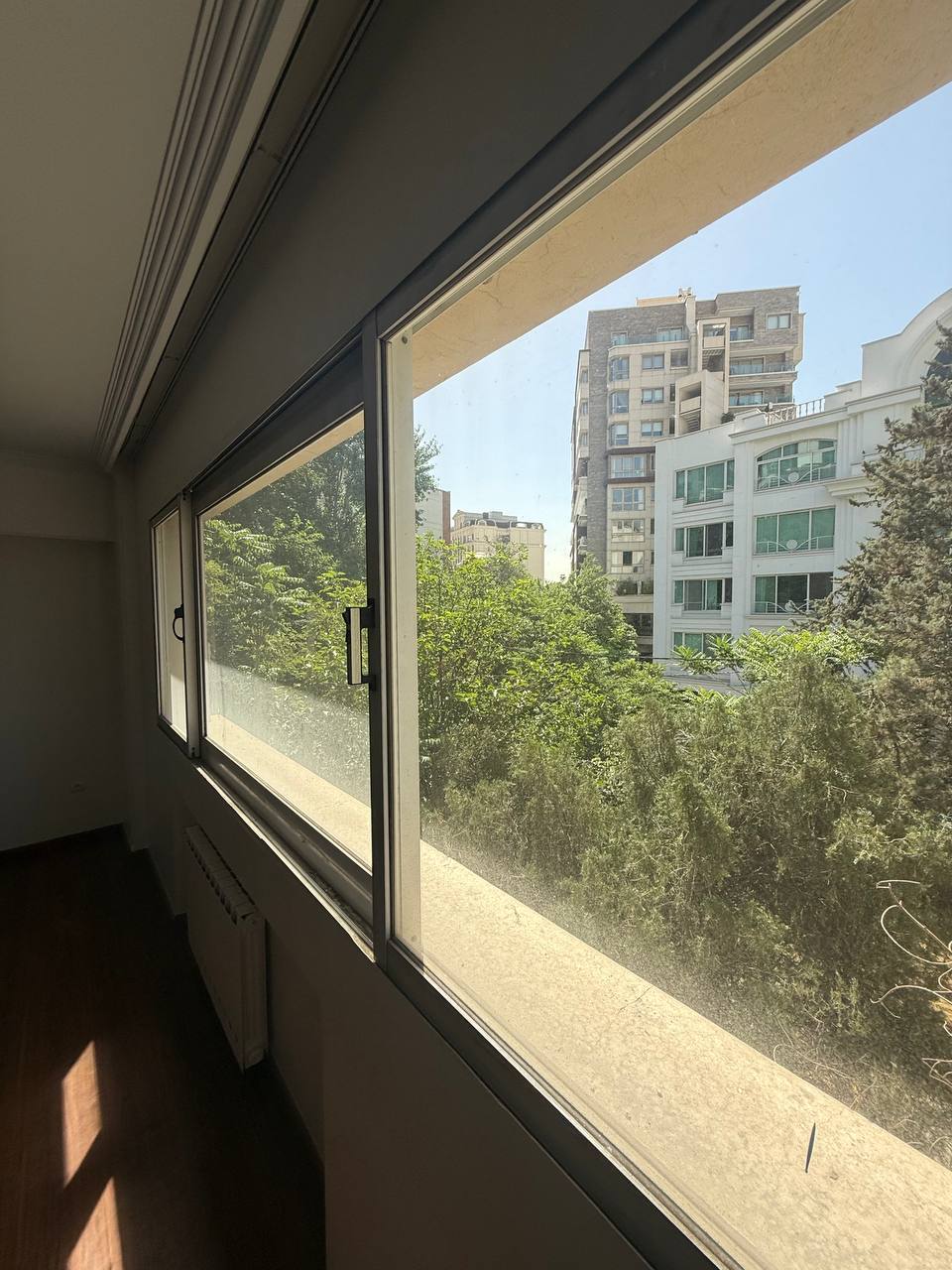 اجاره آپارتمان 130متر  نیاوران گلسنگ