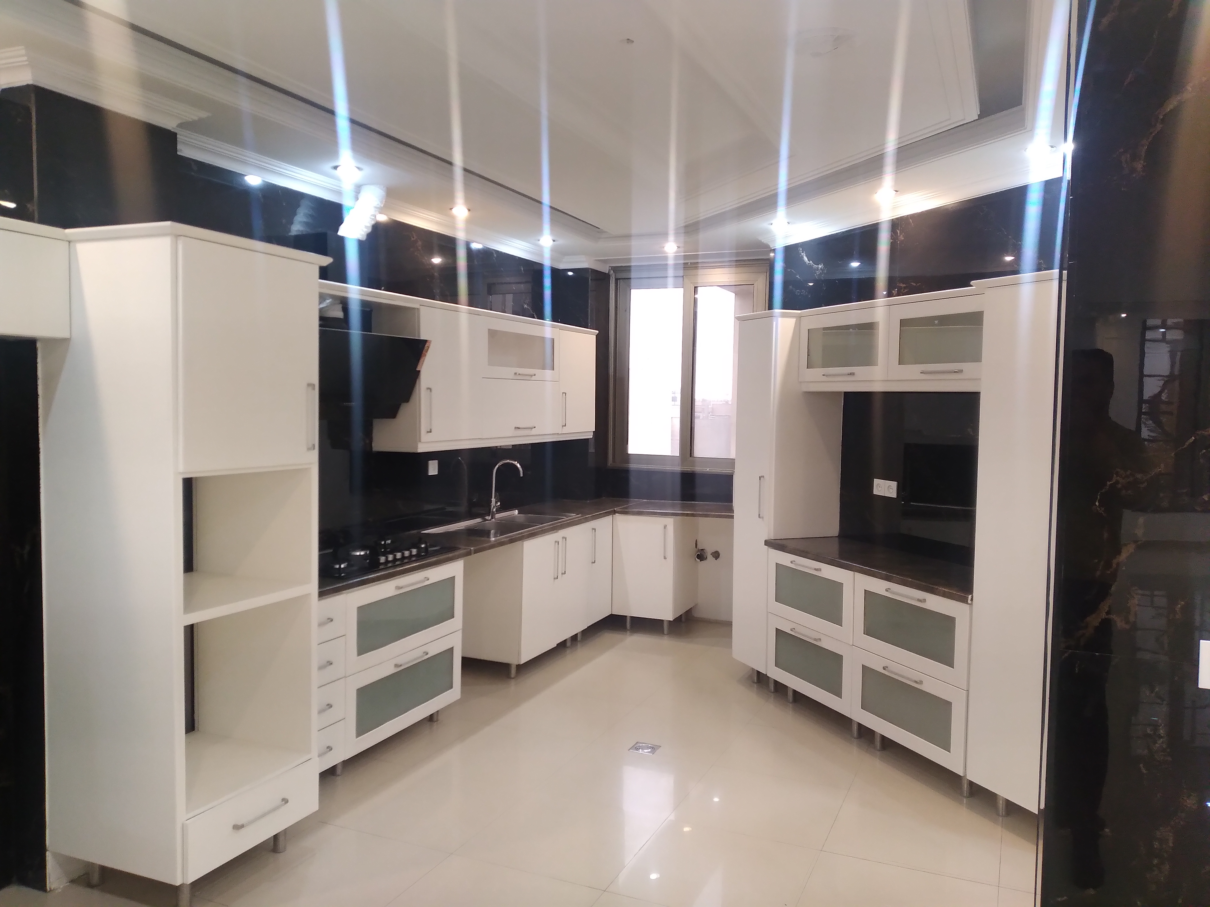 اجاره آپارتمان 250متر 3خواب فول مشاعات