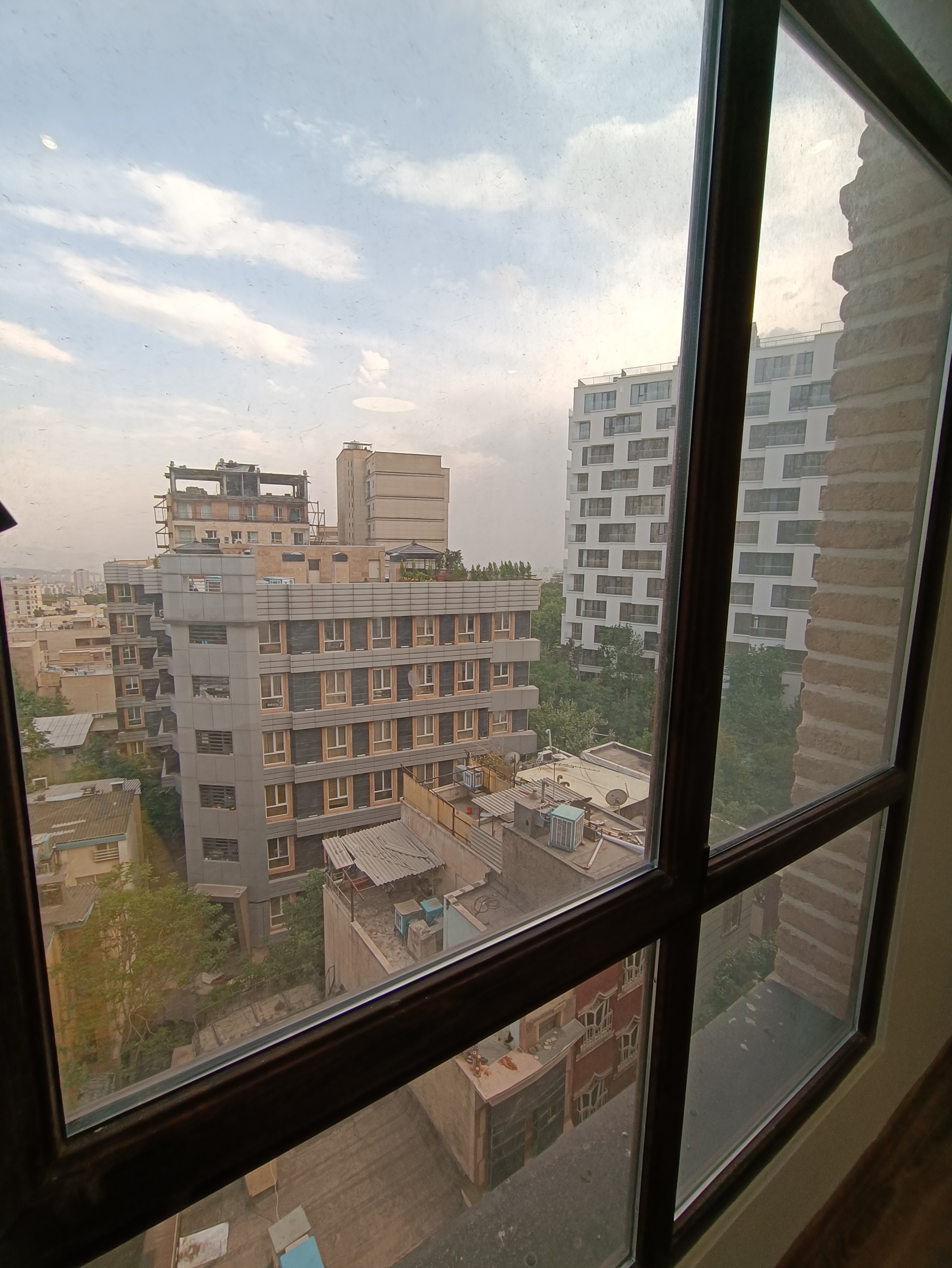 168متر مربع،3خواب
