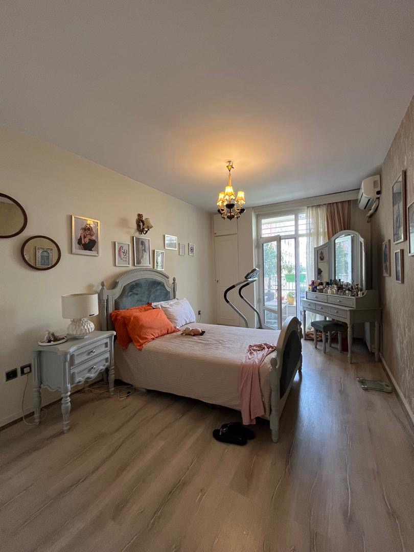 فروش آپارتمان 140 متر دیباجی 2 پارکینگ سنذی