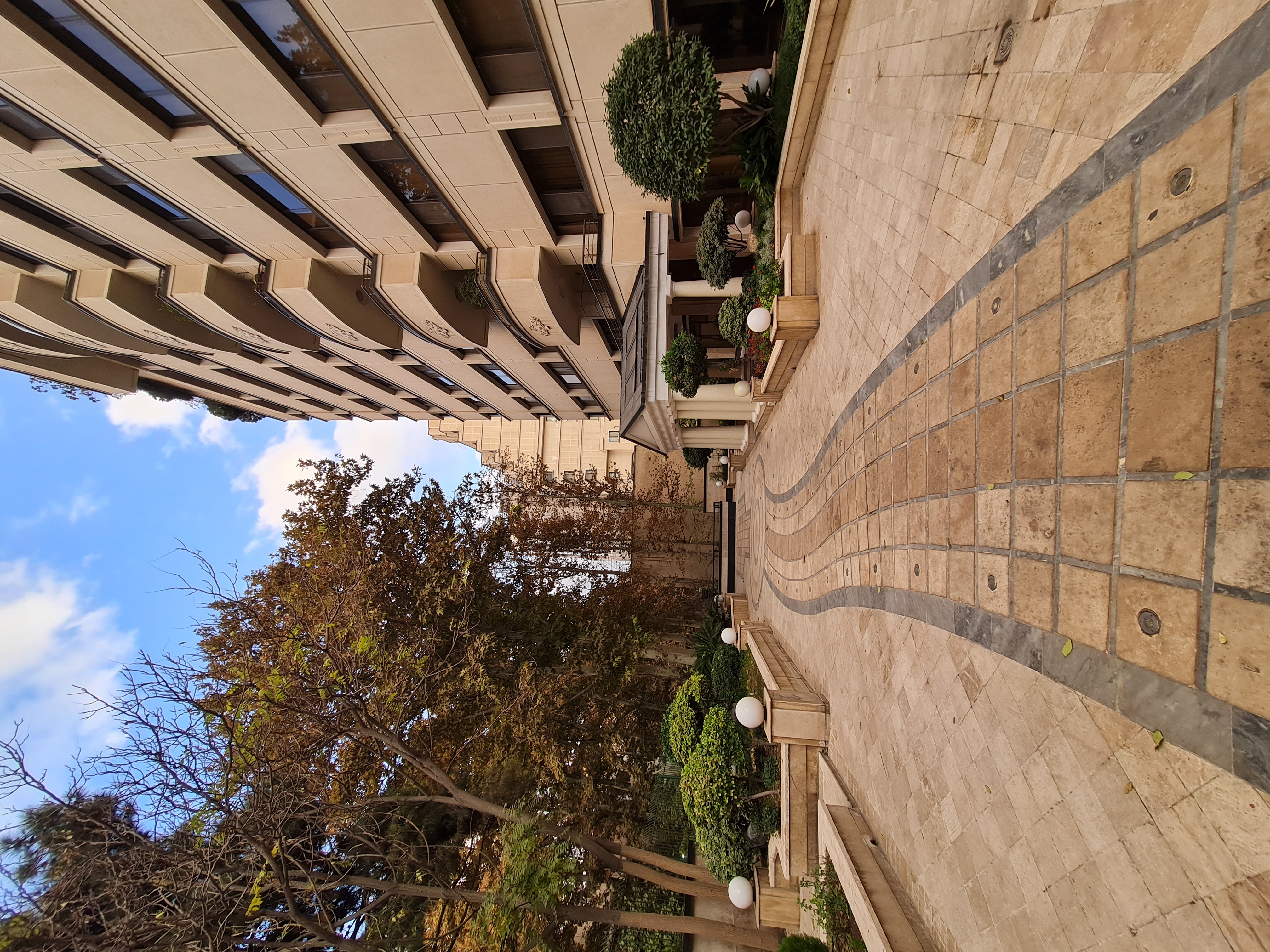 فروش آپارتمان 250 متر آجودانیه تاپ لوکیشن