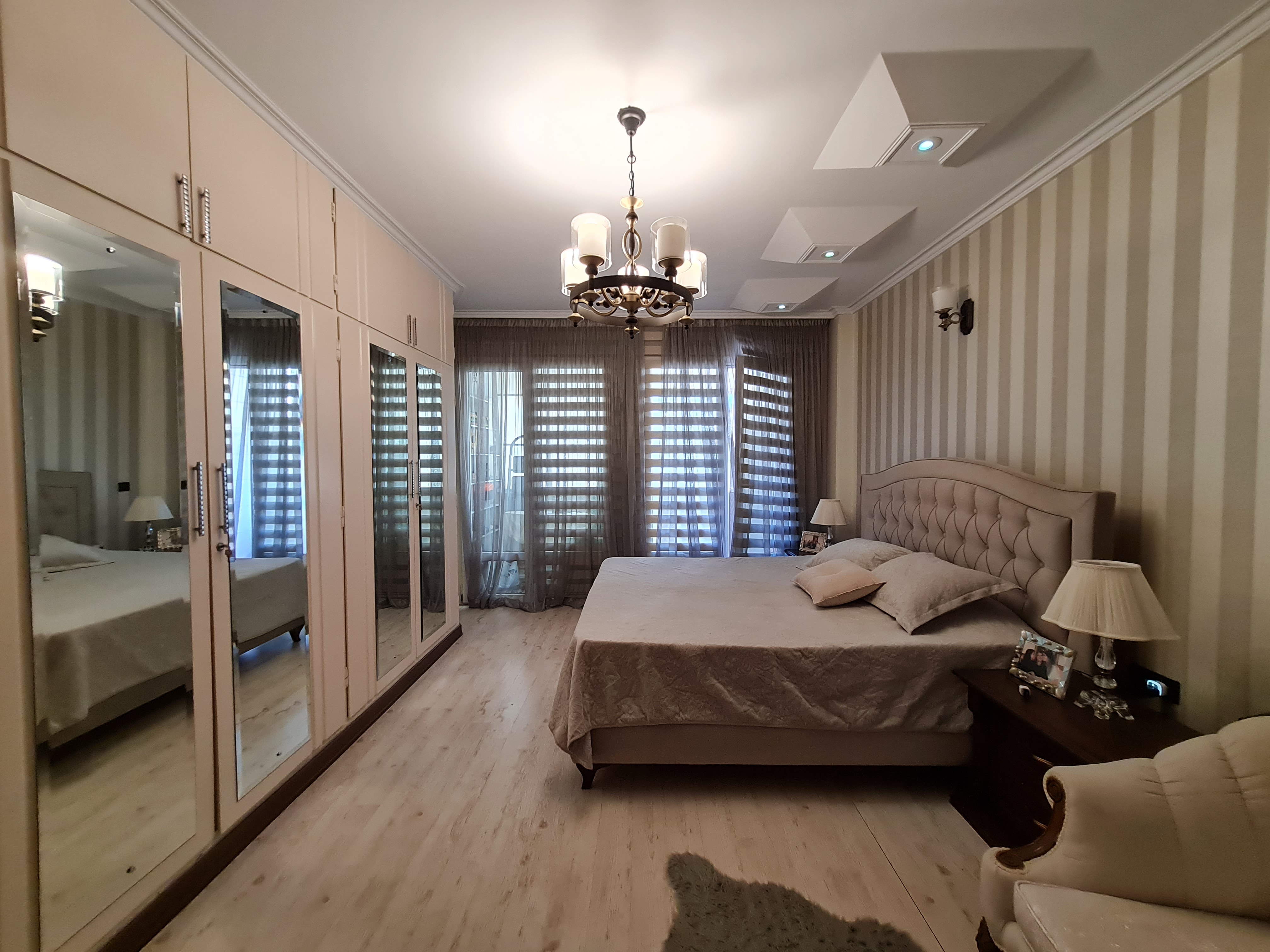 فروش آپارتمان 200 متر تاپ لوکیشن دروس