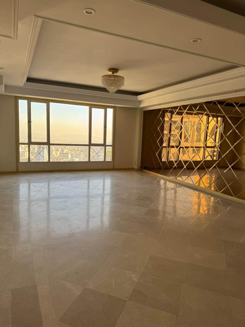 اجاره آپارتمان 210 متر  3 خواب فول مشاعات