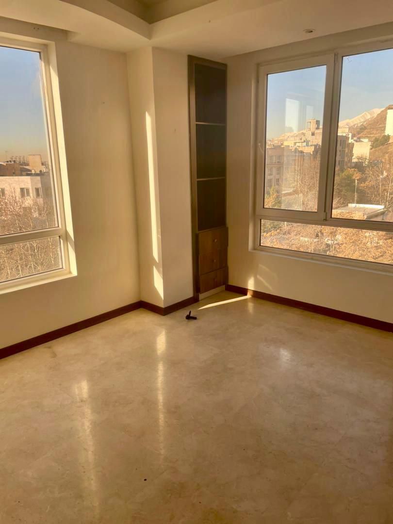 فروش آپارتمان 150متر ازگل نور مستقیم