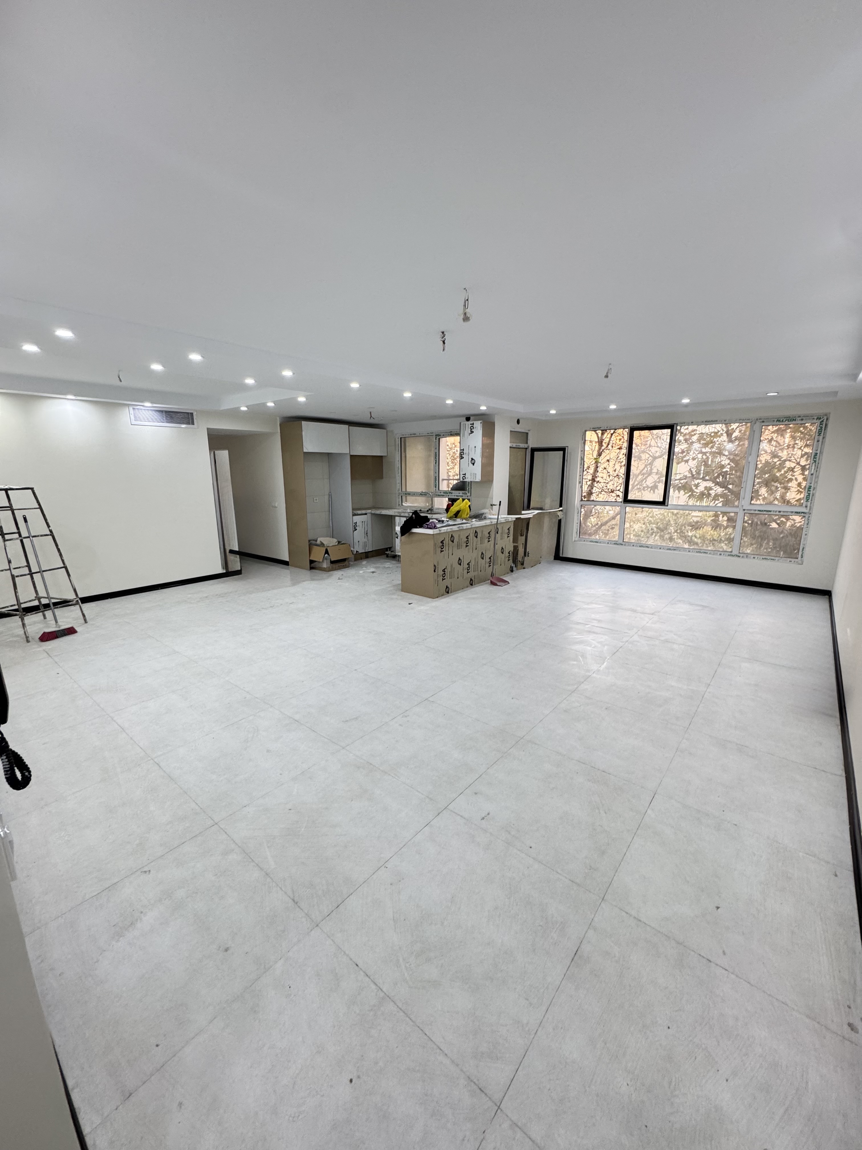 اجاره اپارتمان 127 متر فدک فول امکانات کلید نخورده