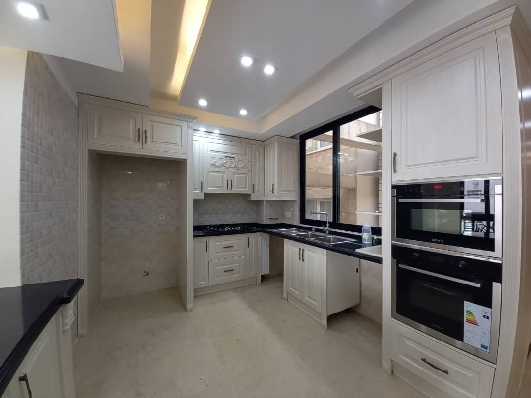 اجاره آپارتمان 200 متر در نیاوران