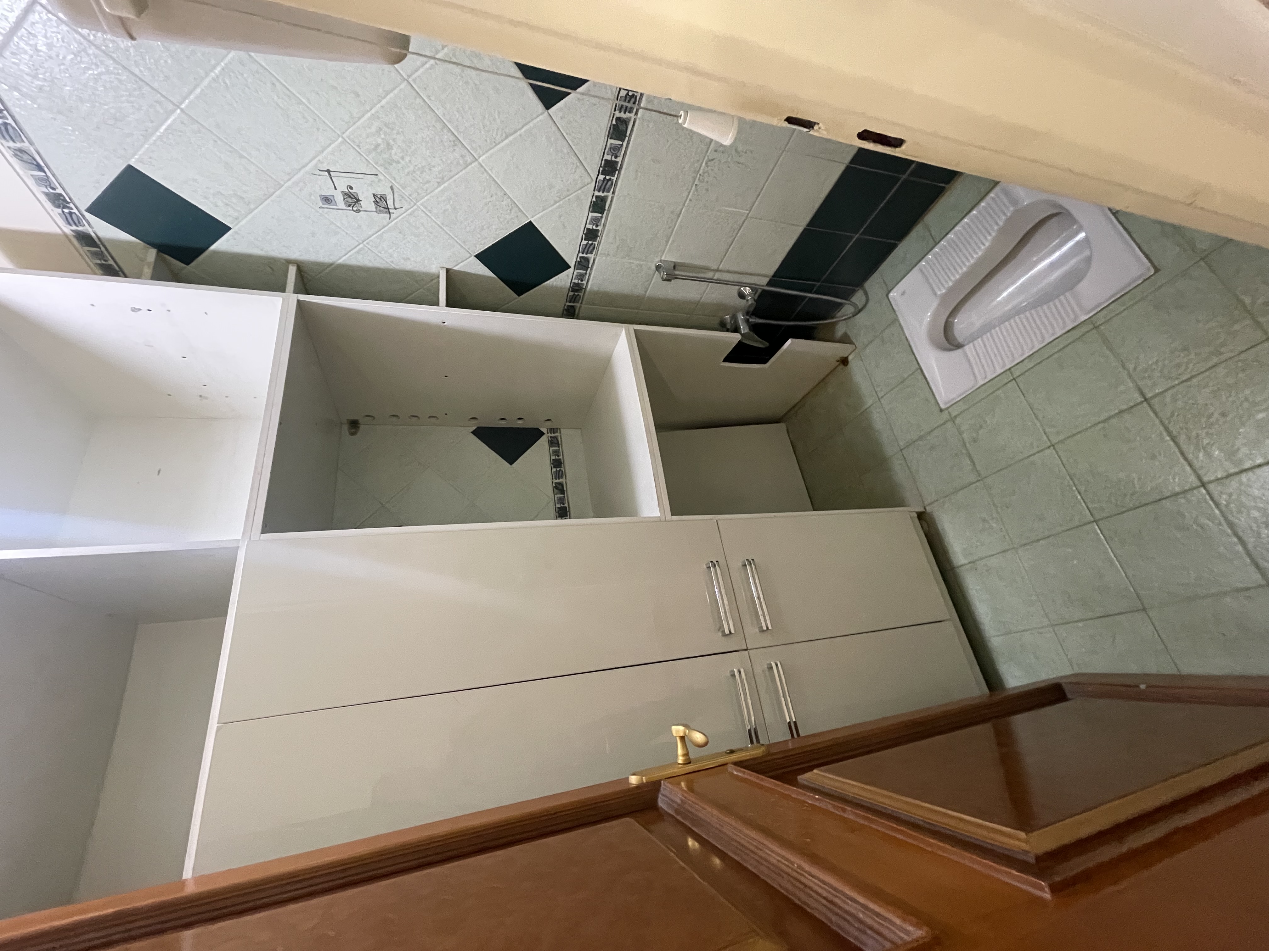 فروش اپارتمان 160متر اندرزگو 3خواب ١مستر