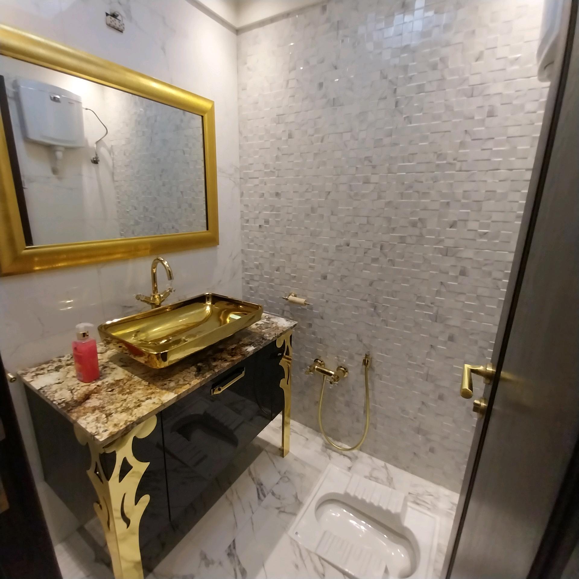 اجاره آپارتمان 180 متری عمار