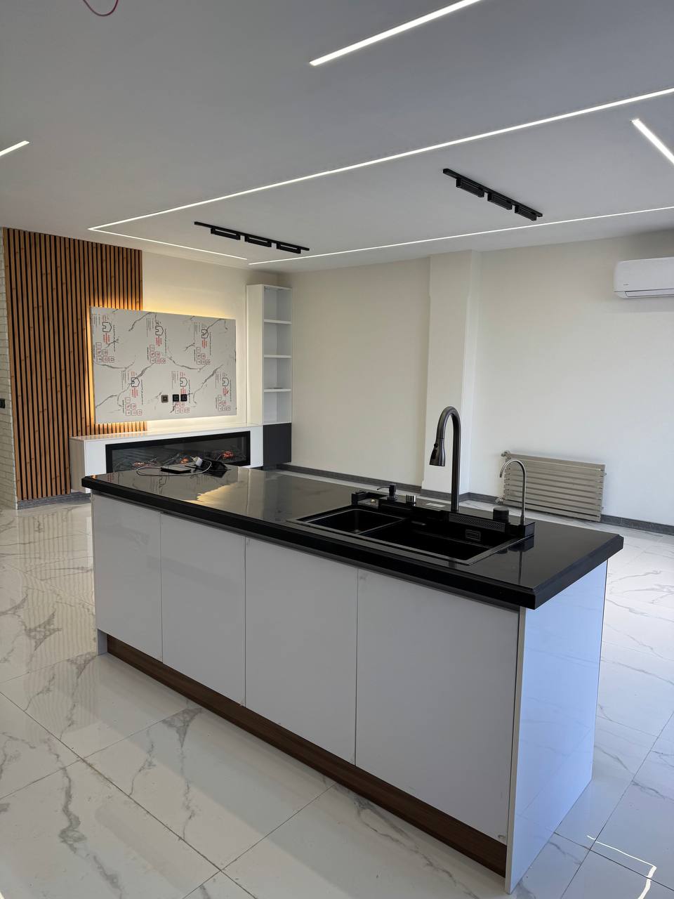 فروش آپارتمان 100 متری 2 خوابه قیطریه پارک