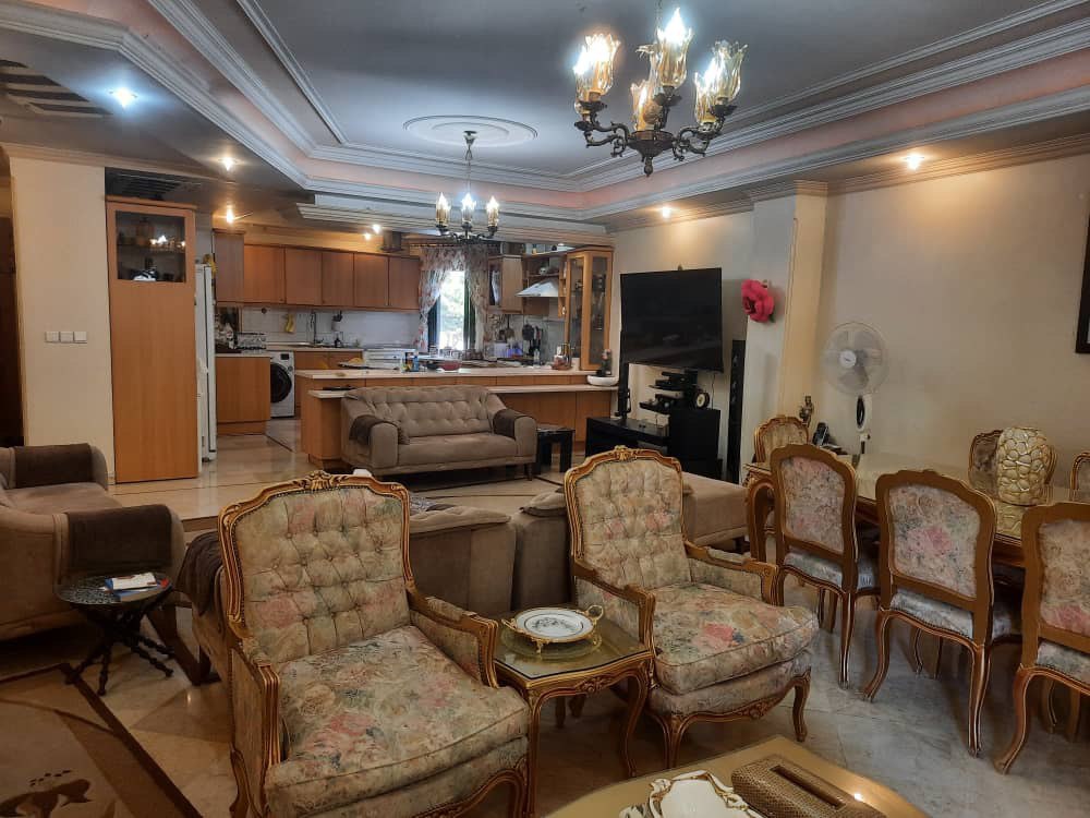 فروش آپارتمان 137 متر دزاشیب 3 خواب
