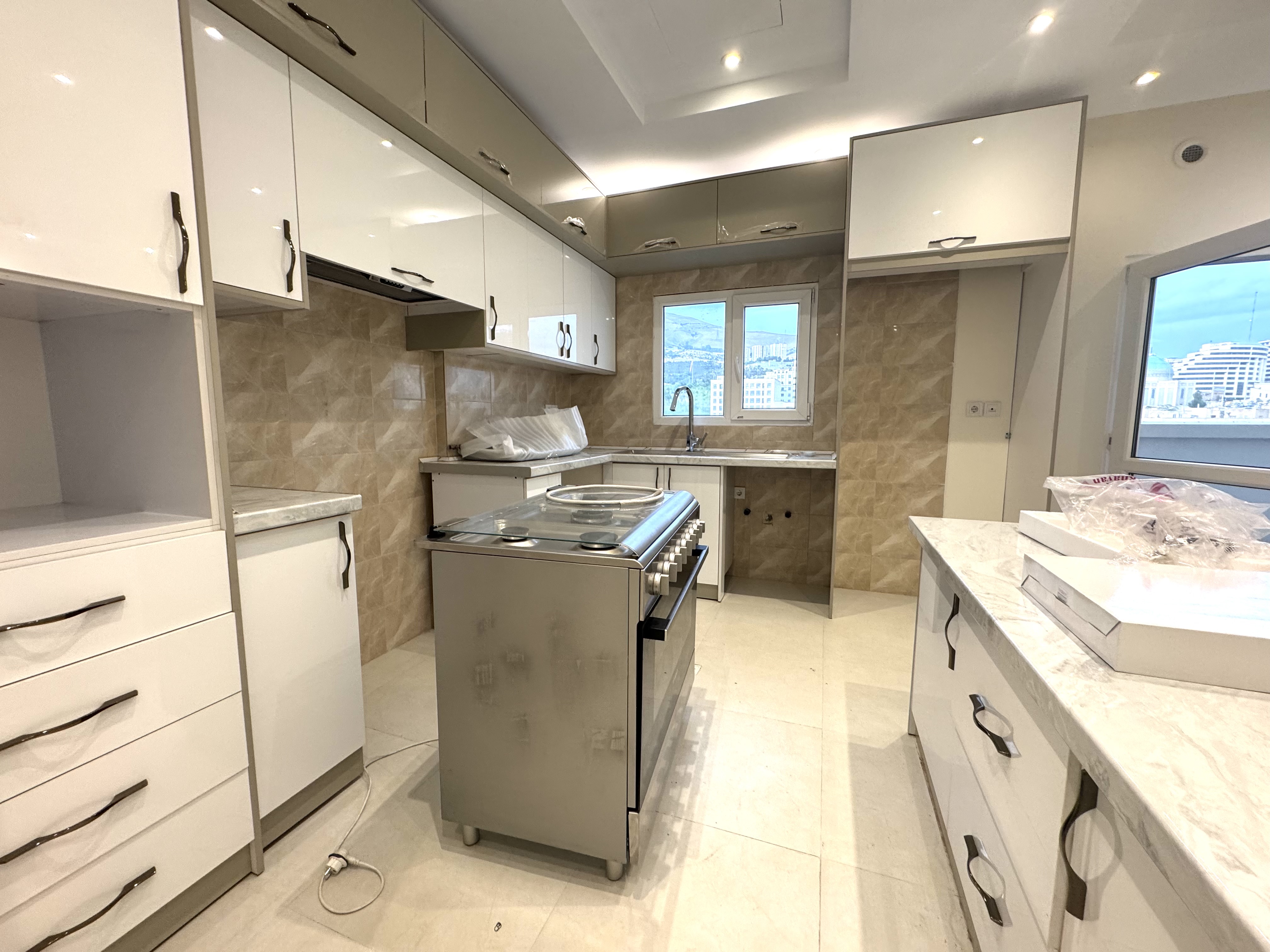 اجاره آپارتمان 145 متر سوهانک ویو مشجر کلیدنخورده