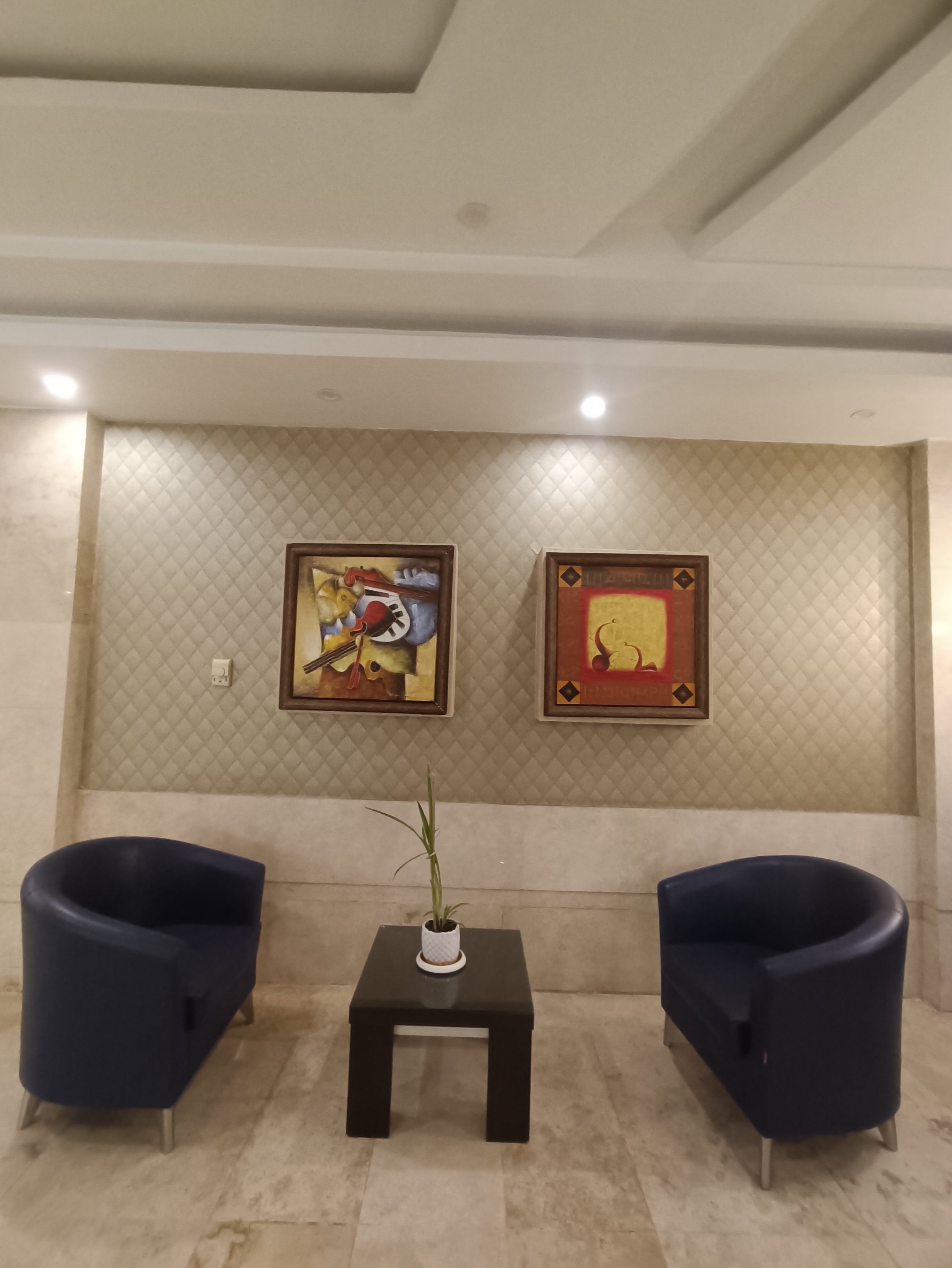280متر مربع،4خواب 1خواب مستر