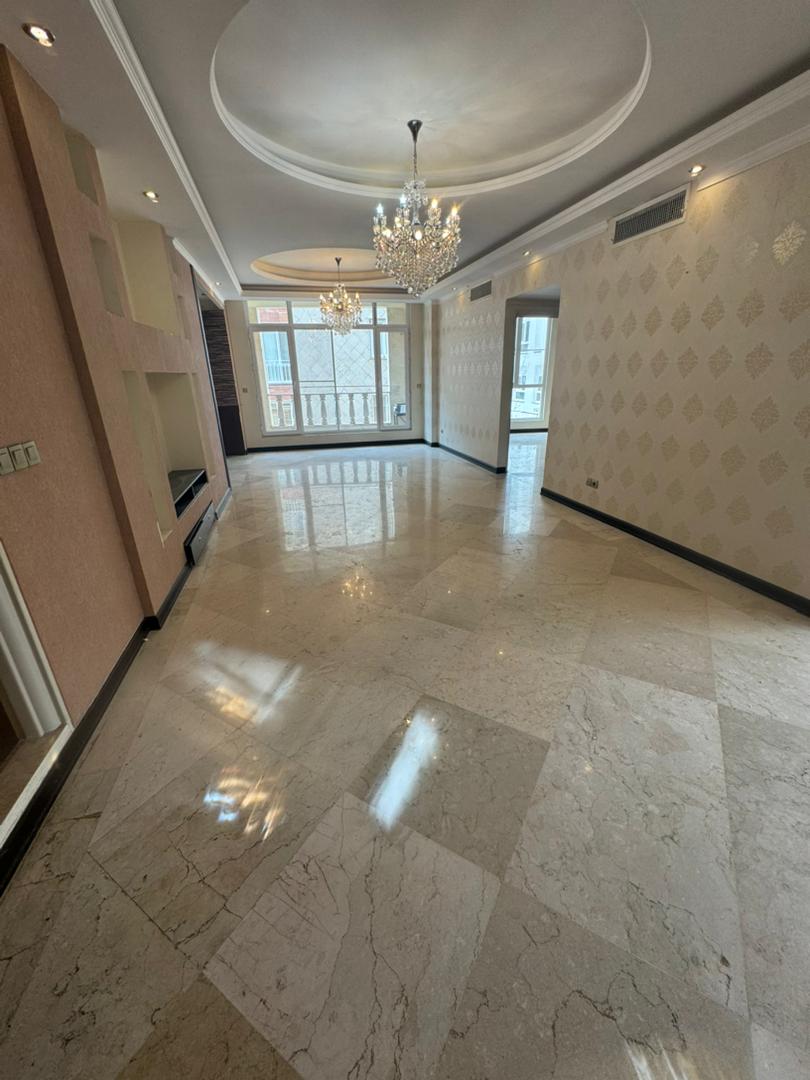 فروش آپارتمان 105 متر شهرک لاله 2 خواب بالکن دار