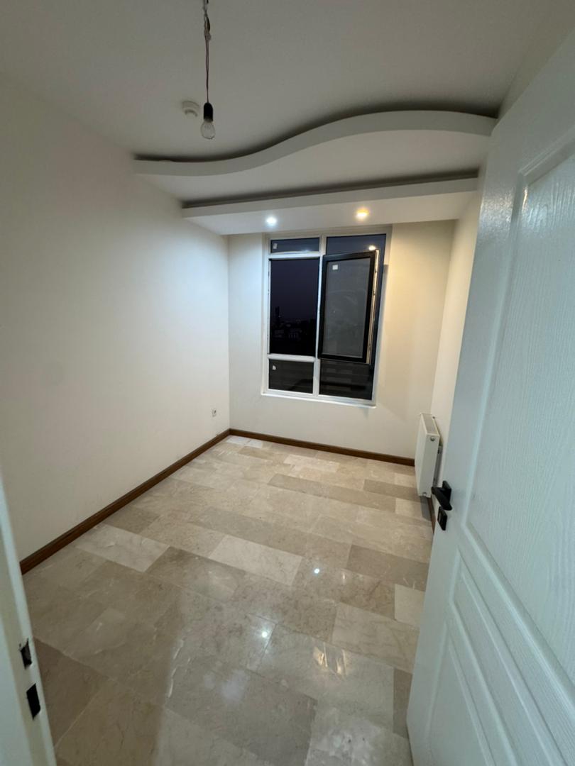 رهن و اجاره اپارتمان 80 متری 2خوابه فول امکانات