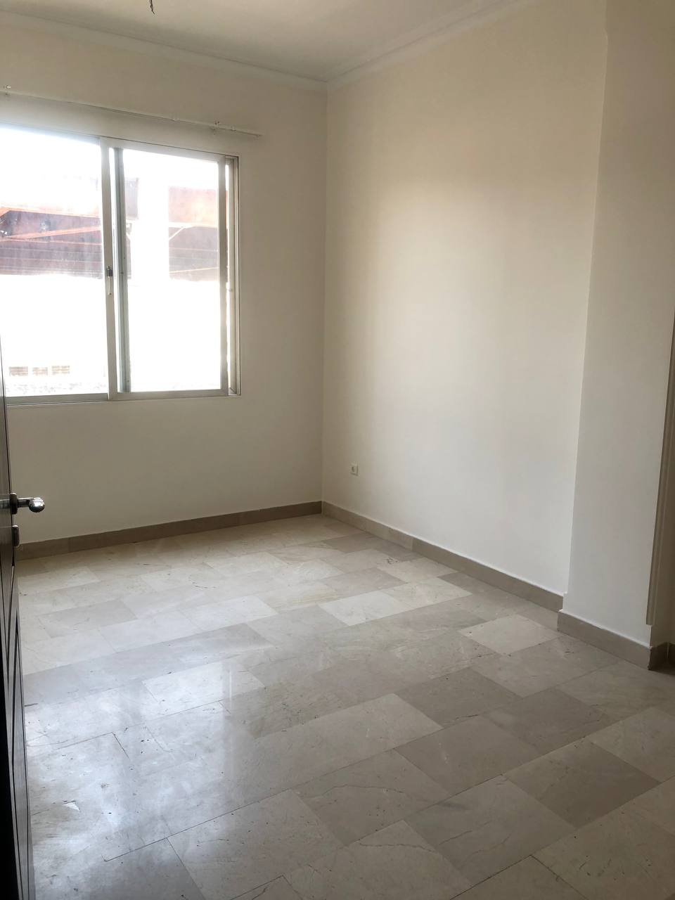 اجاره آپارتمان 136 متر 3 خواب اختیاریه