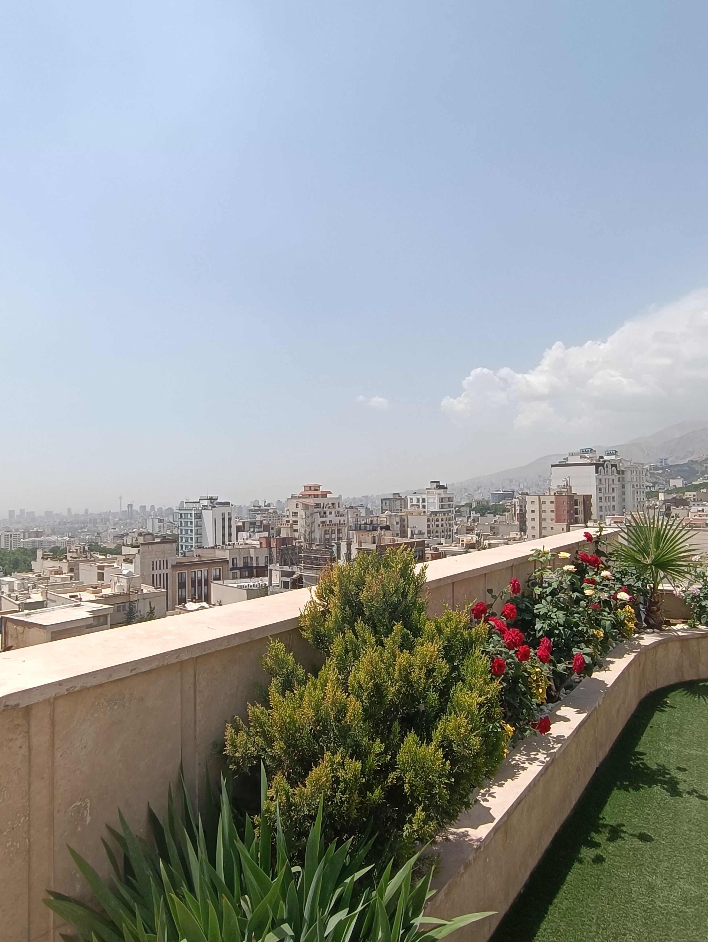 اجاره  آپارتمان 230متر نیاوران