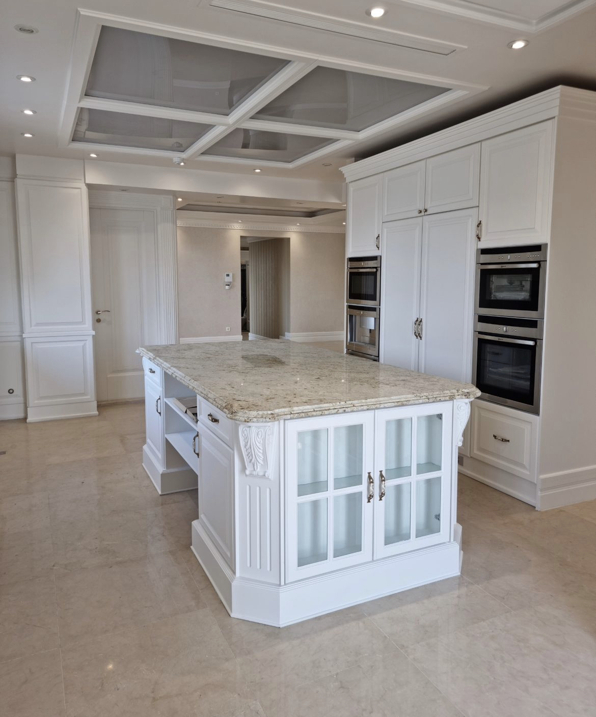 فروش آپارتمان  175متر فرمانیه فول مشاعات 2پارکینگ