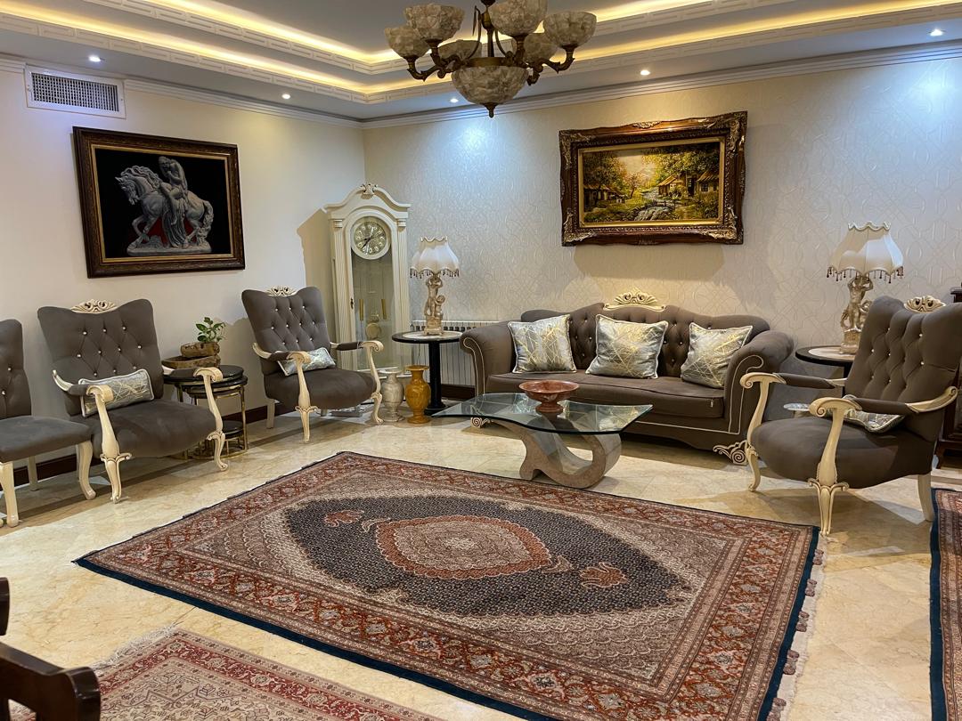 فروش آپارتمان 135 متر آجودانیه 2خواب بدون مشابه