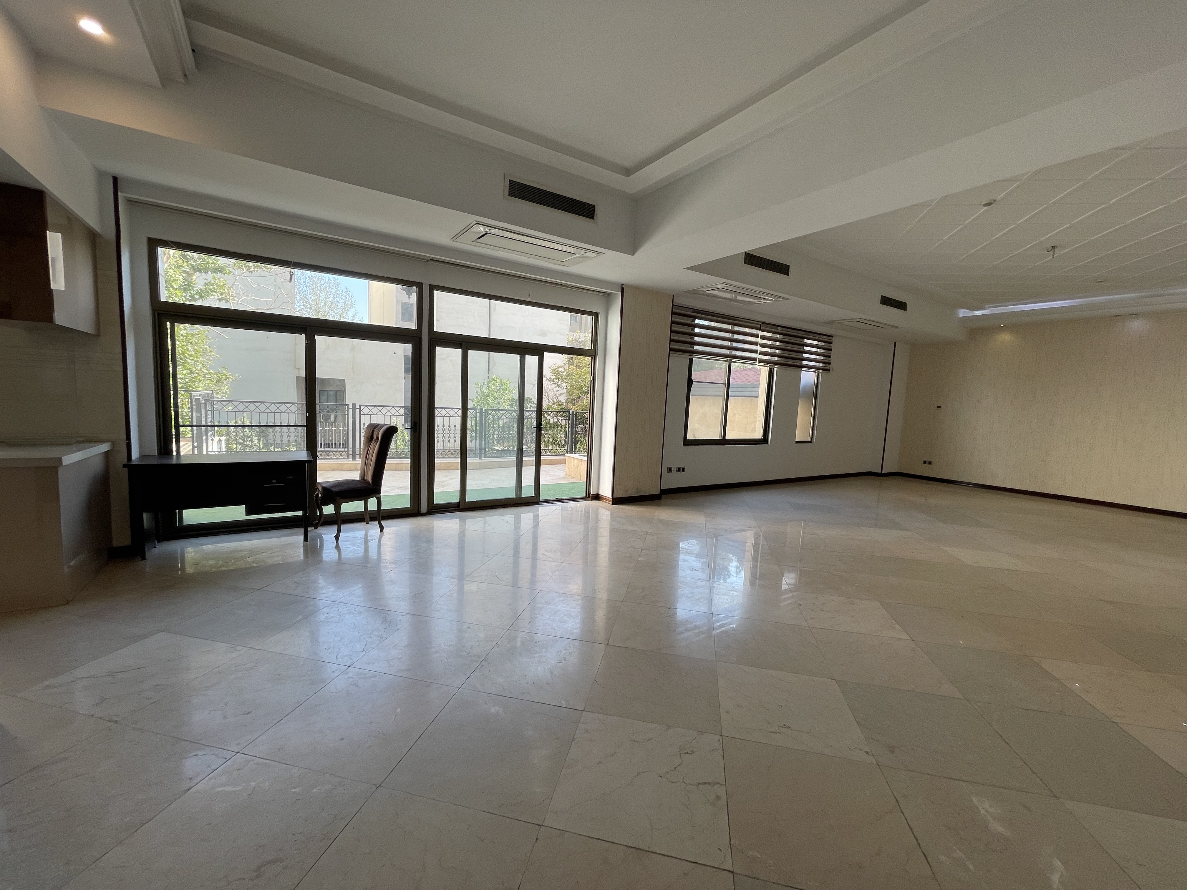 اجاره اپارتمان 200 متر مژده