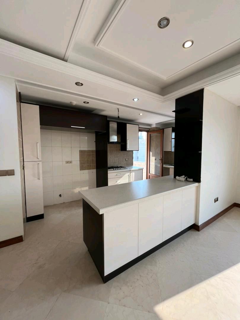 اجاره آپارتمان ۱۲۰ متر دولت فول مشاعات آبی