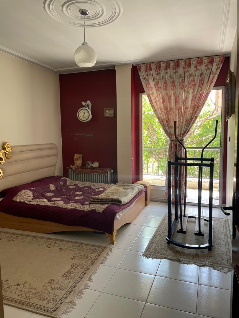 فروش آپارتمان 100 متر شهرک لاله 2 خواب بالکندار
