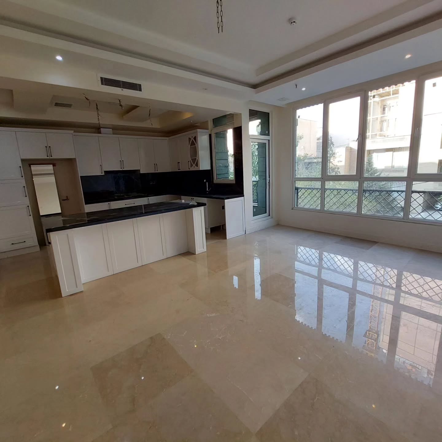 فروش آپارتمان 170متر پاسداران بوستان ها نور اکواریومی فول