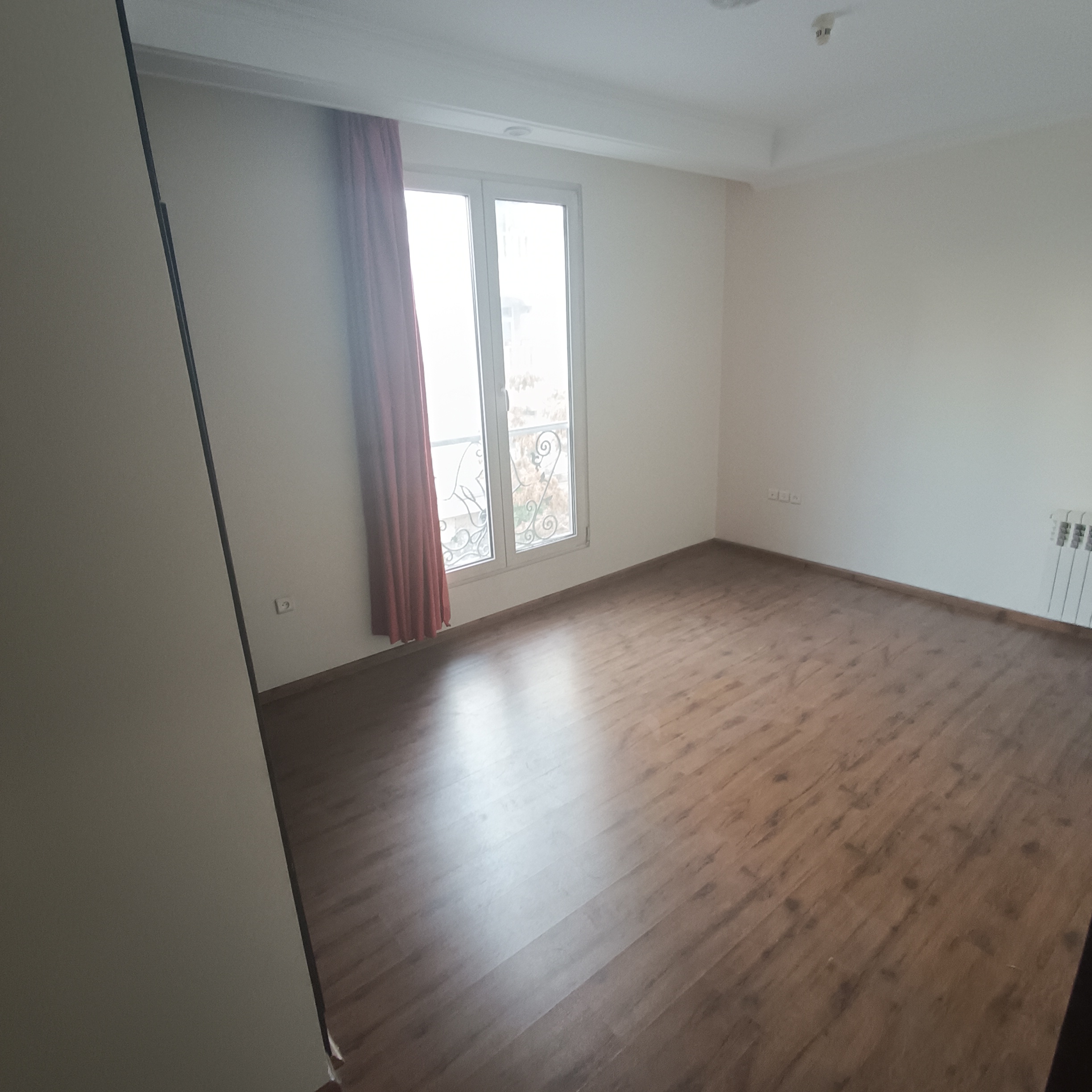 اجاره آپارتمان 95 نیاوران غرقه نور