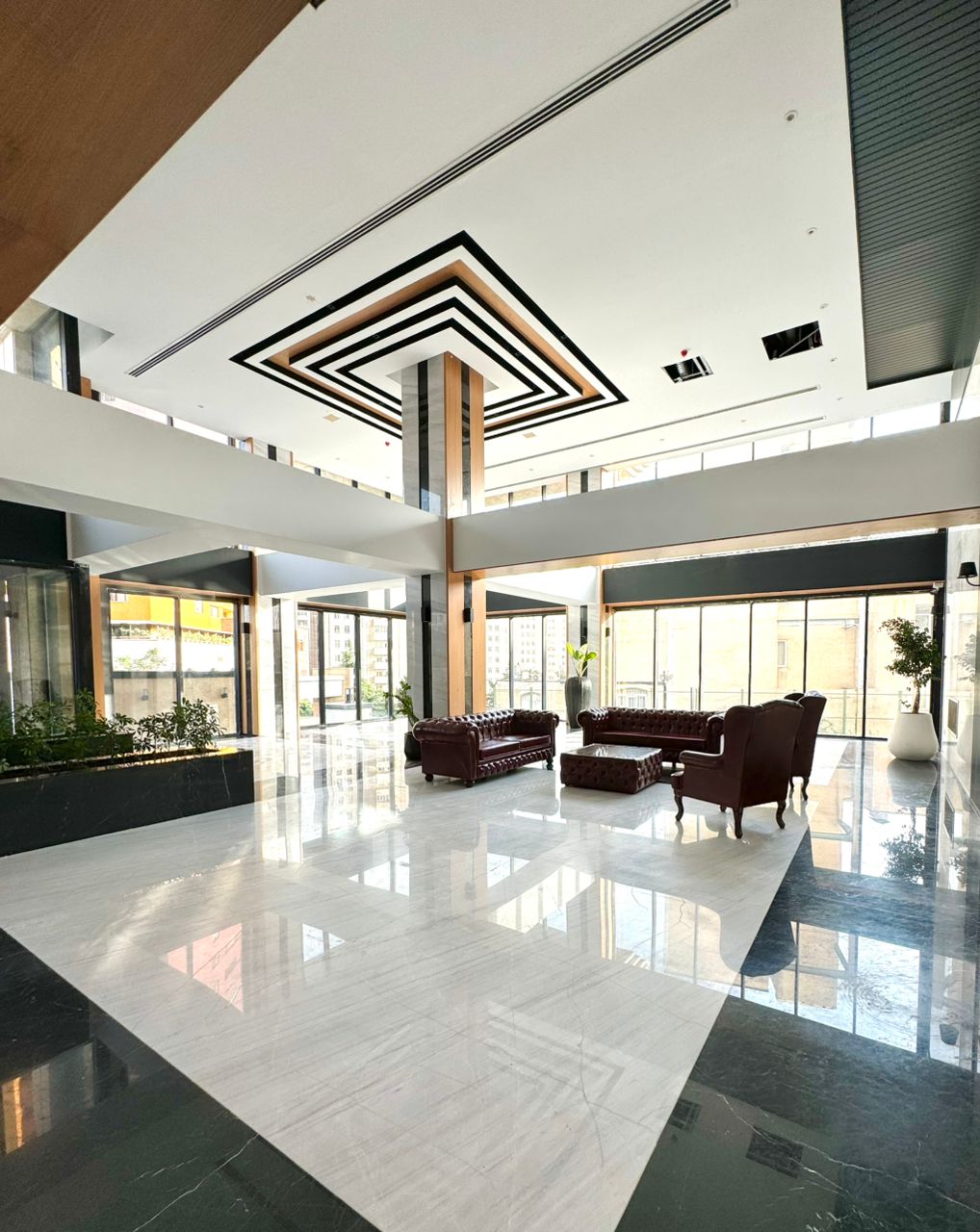 فروش آپارتمان 240 متر فرمانیه شرقی