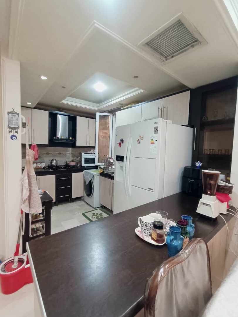 فروش آپارتمان 75متر دولت 2خواب