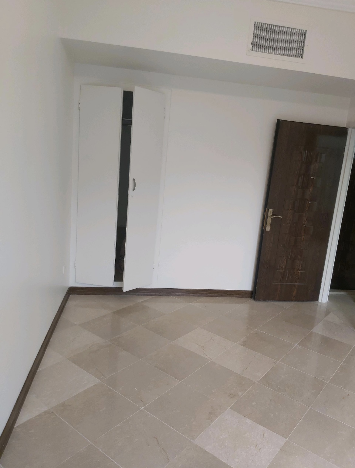 اجاره آپارتمان 94 متر قلهک فول امکانات