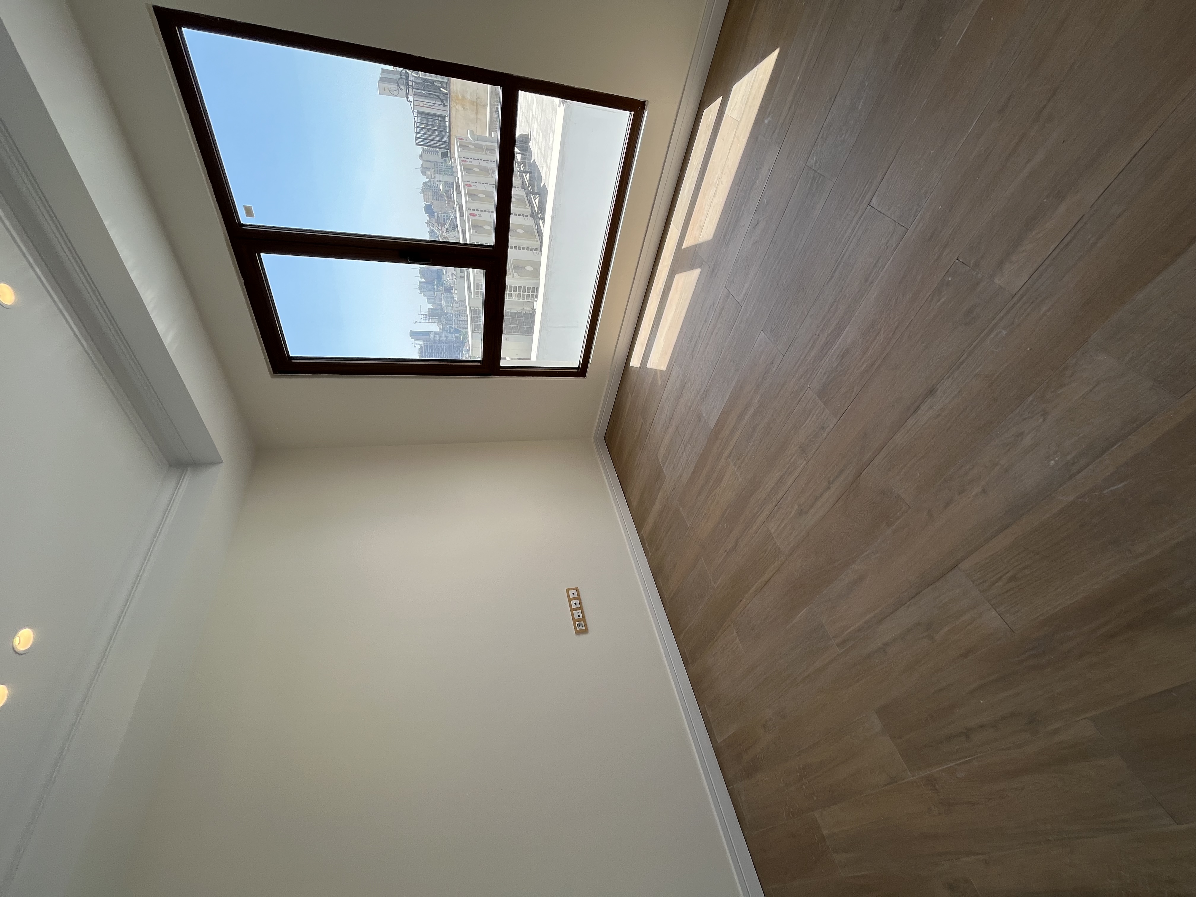 فروش آپارتمان 120متر 2خواب دیباجی جنوبی