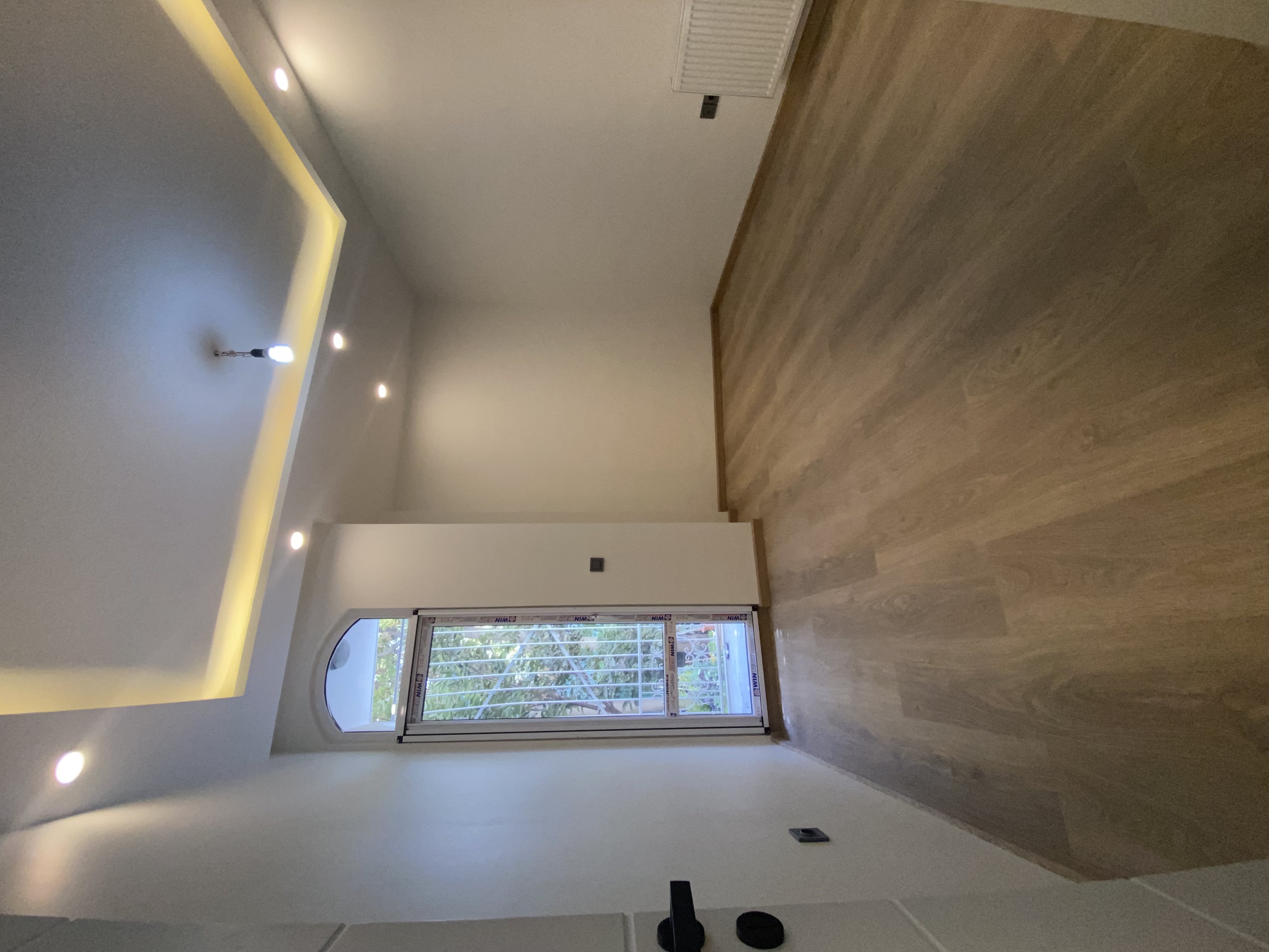 فرو‌ش اپارتمان 135 متر دیباجی جنوبی