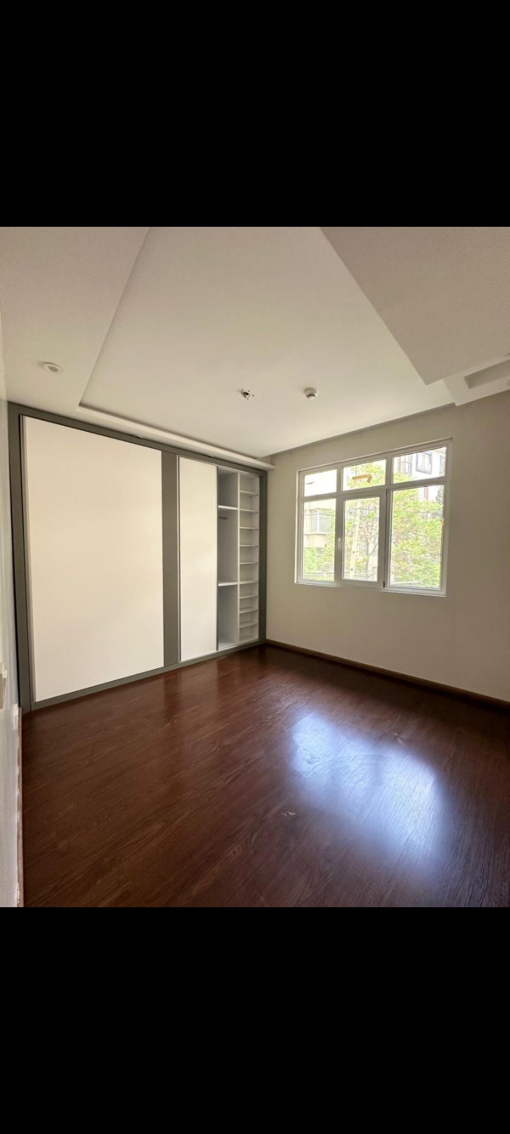 اجاره آپارتمان 95 متر دولت نوساز ورودی لابی