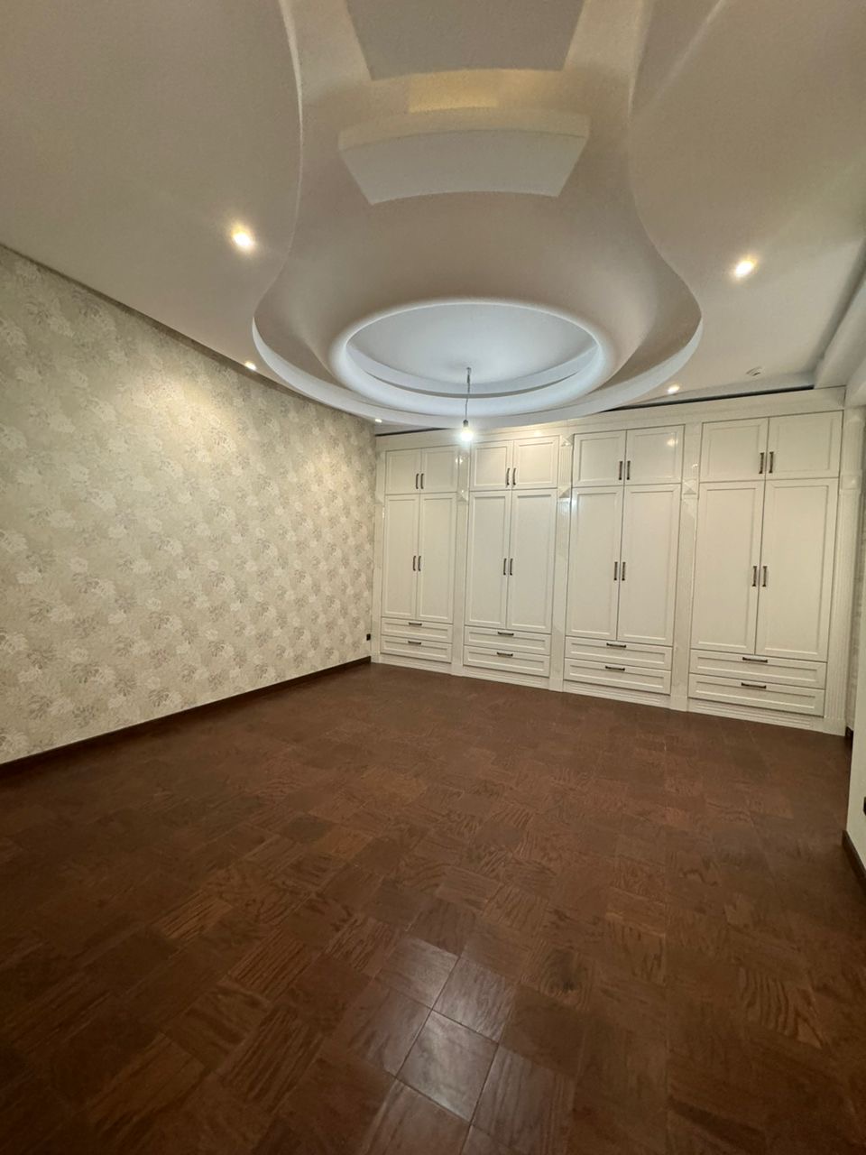 فروش آپارتمان 440 متر نیاوران