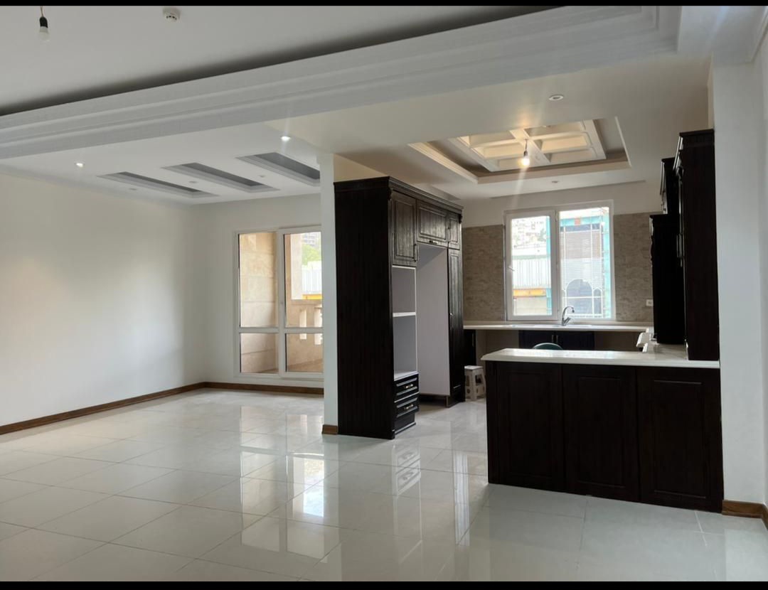 اپارتمان 165متری سه خواب فول مشاعات