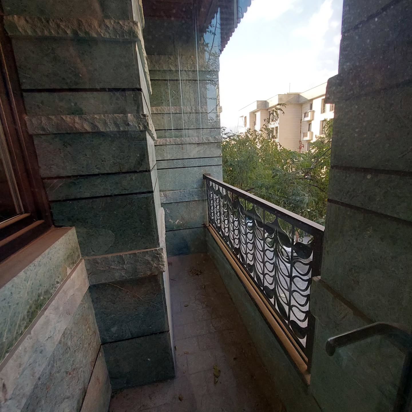 فروش آپارتمان 170متر پاسداران بوستان ها نور اکواریومی فول