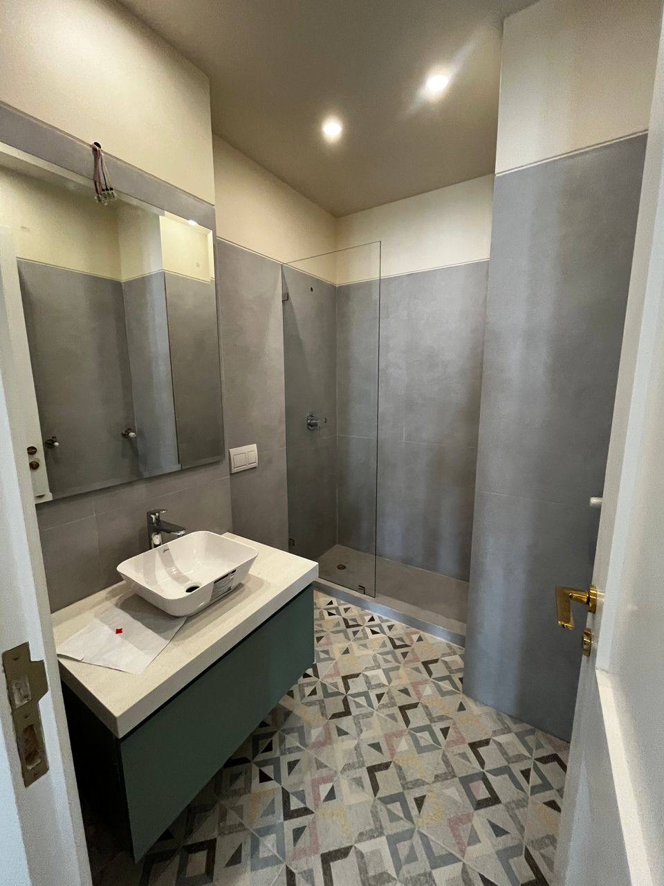 اجاره آپارتمان 130 متر  فرمانیه 2 خواب مستر مدرن