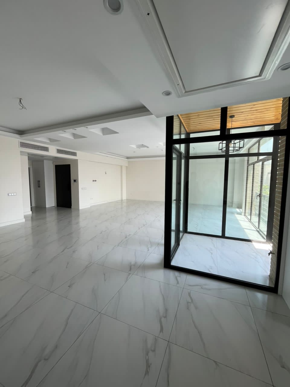 اجاره آپارتمان 240 متر فرمانیه تاپ لوکیشن