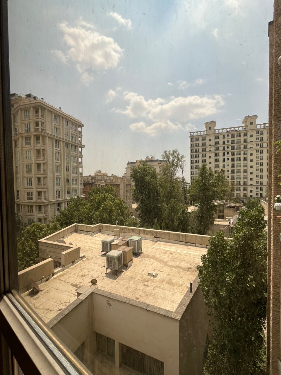 فروش آپارتمان 156متر نیاوران حیاط سبز ویو دار
