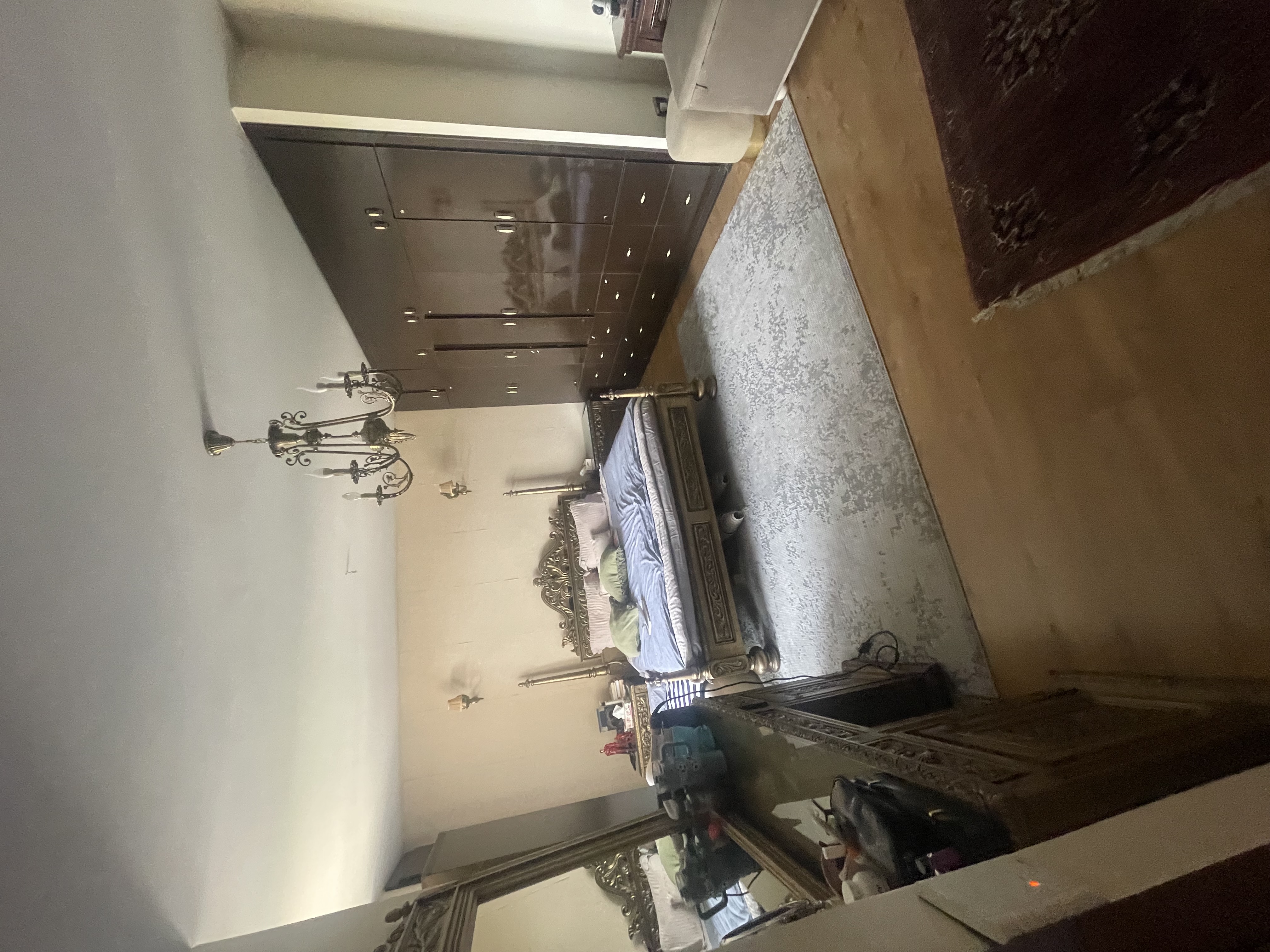 فروش اپارتمان 200متر  دیباجی جنوبی  4خواب
