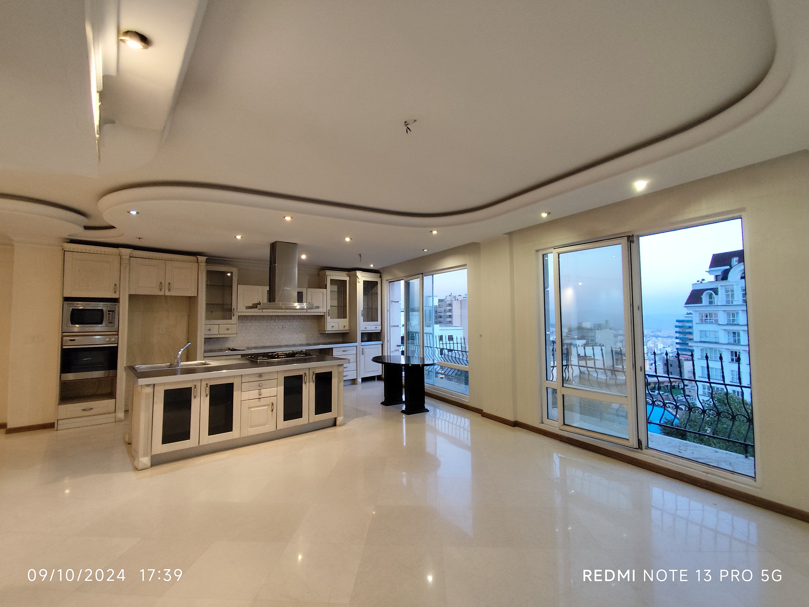 اجاره آپارتمان 135 متر نیاوران تاپ لوکیشن تک واحدی